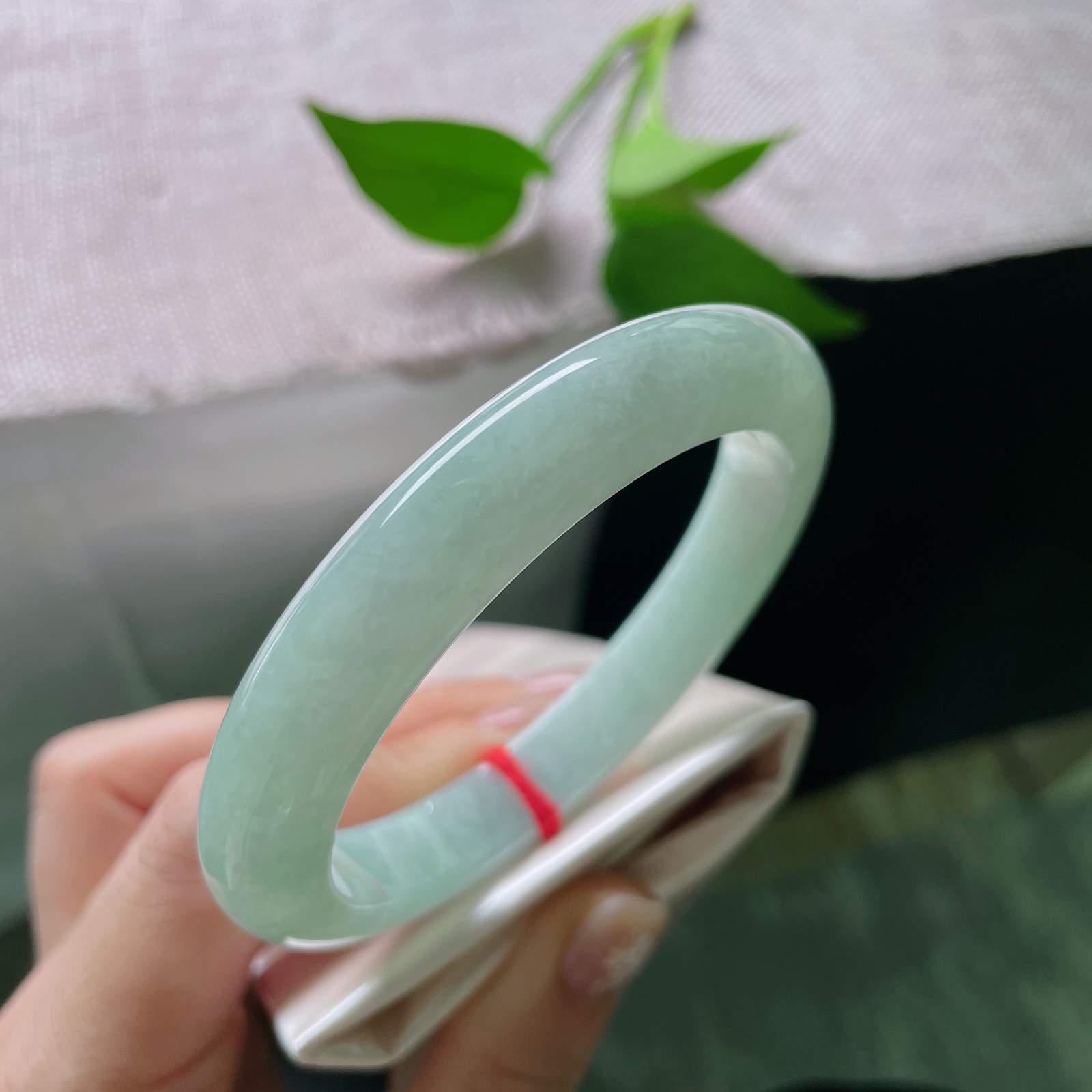 61/11.3/8.5，浅绿底正圈，泥鳅背条形，大圈口，清雅高级，皮纹，ss50714a..