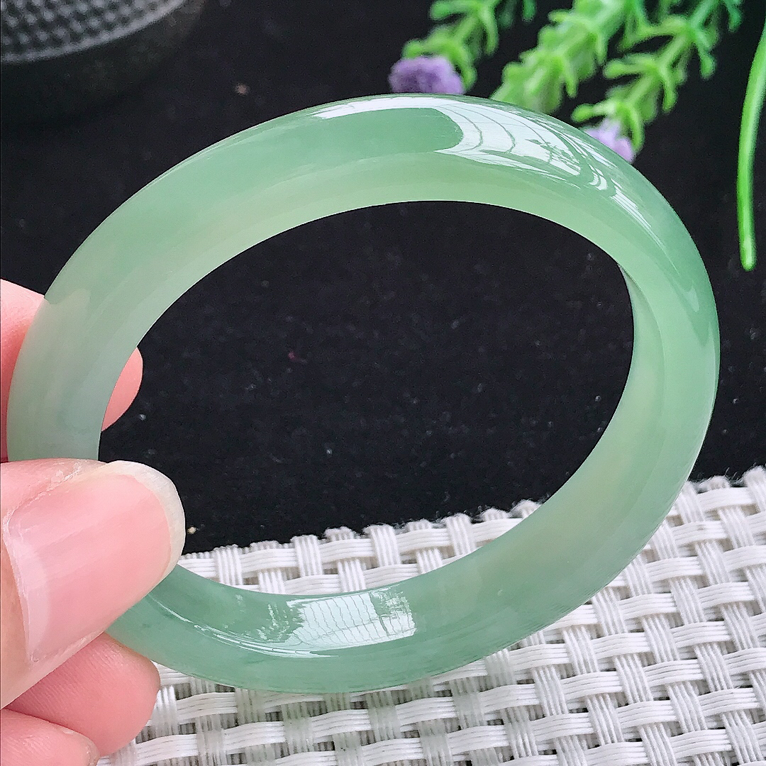 实拍a货翡翠51/44.5/10.6/7.7小圈口平安镯老坑冰果冻冰晴满绿贵妃手镯玉手镯