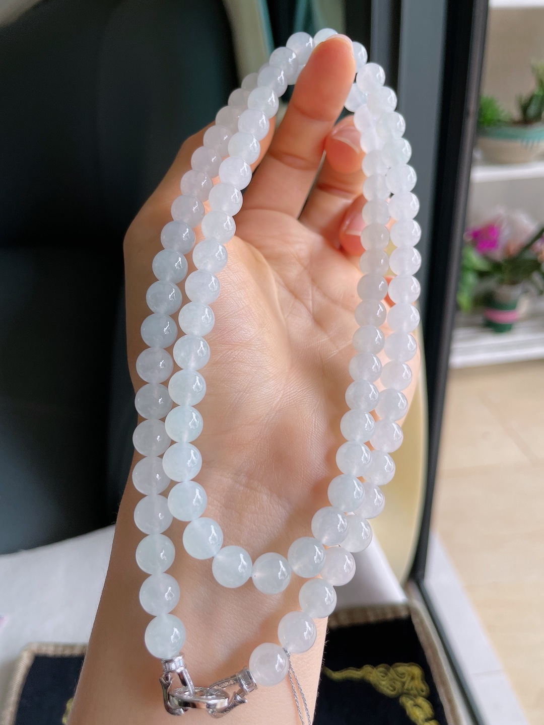 天然翡翠A货，冰白冰珠链，尺寸：7.8mm84颗。【编4202】
