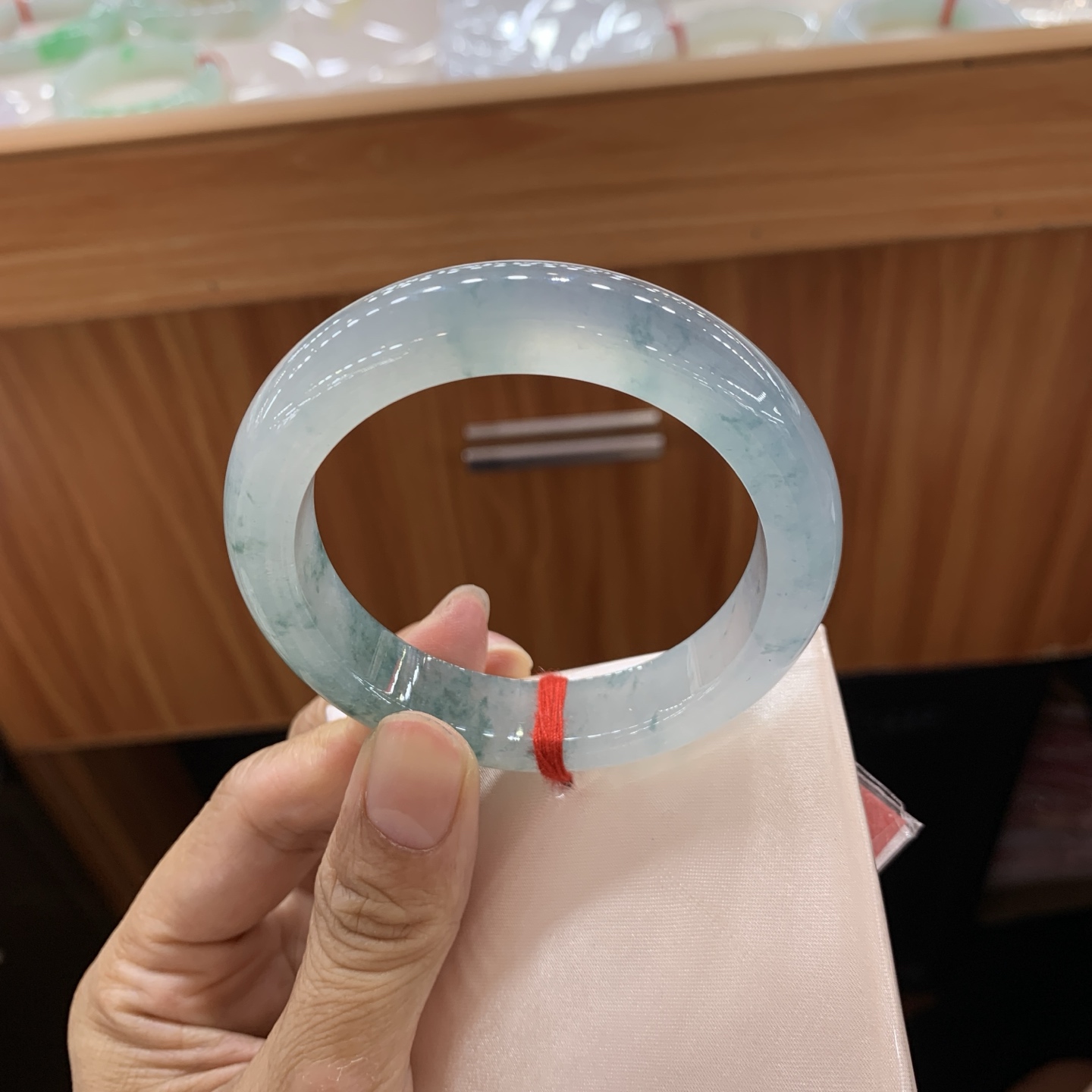 051236CK 飘花正圈翡翠手镯 54.7-12.5-9