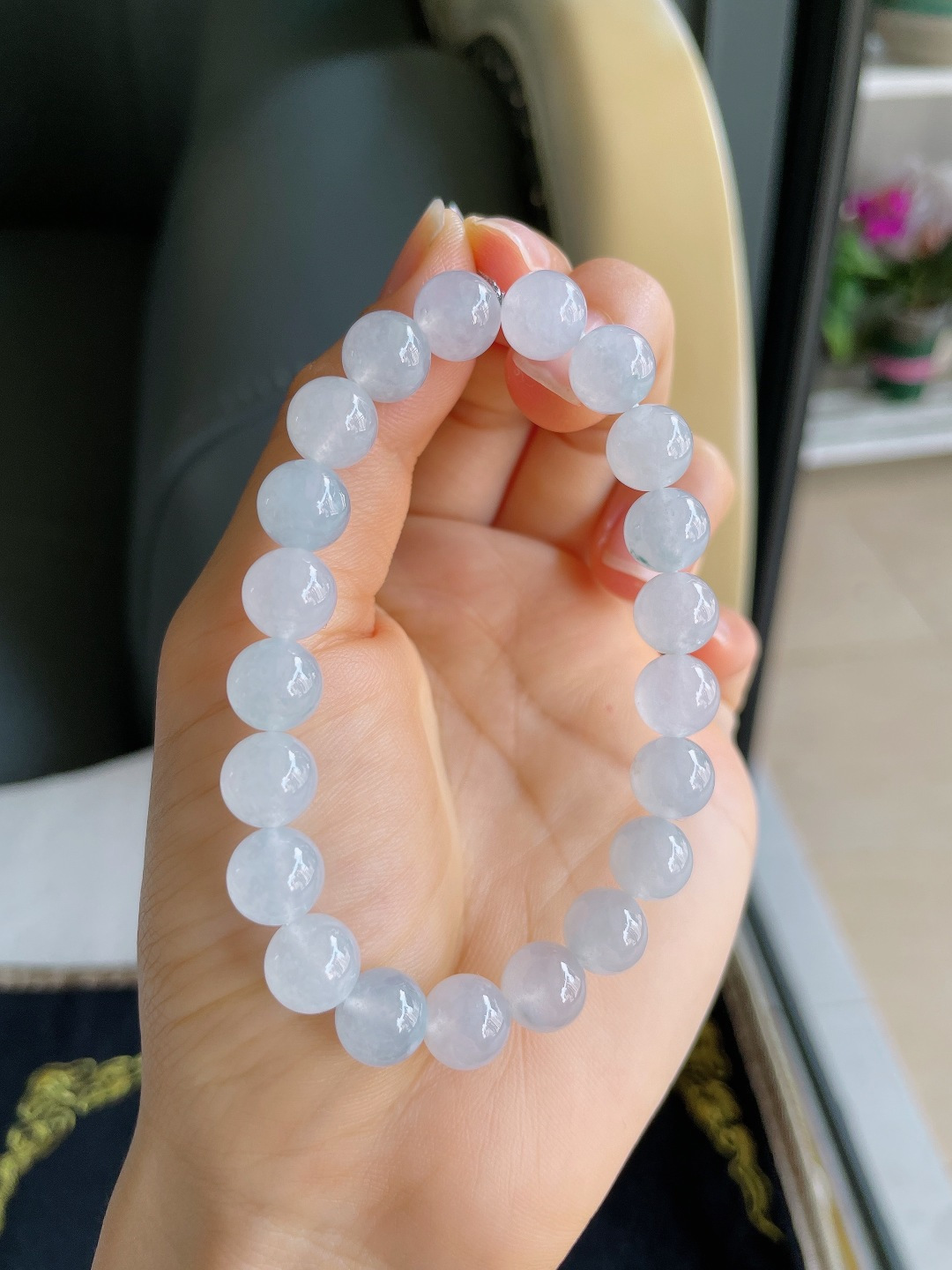 ️，缅甸天然翡翠A货，冰飘花手串，尺寸：9mm。【编4108】