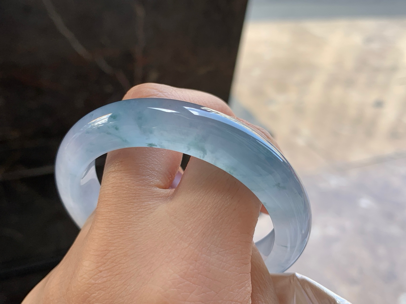 52.5-11.8-8.7

冰蓝花手镯^_^种水好