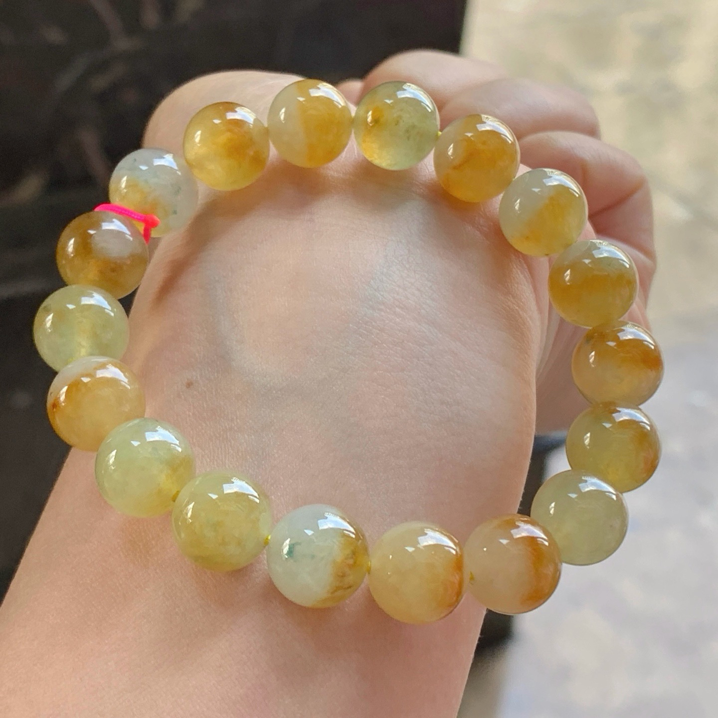 冰黄手串^_^鲜艳 种水好