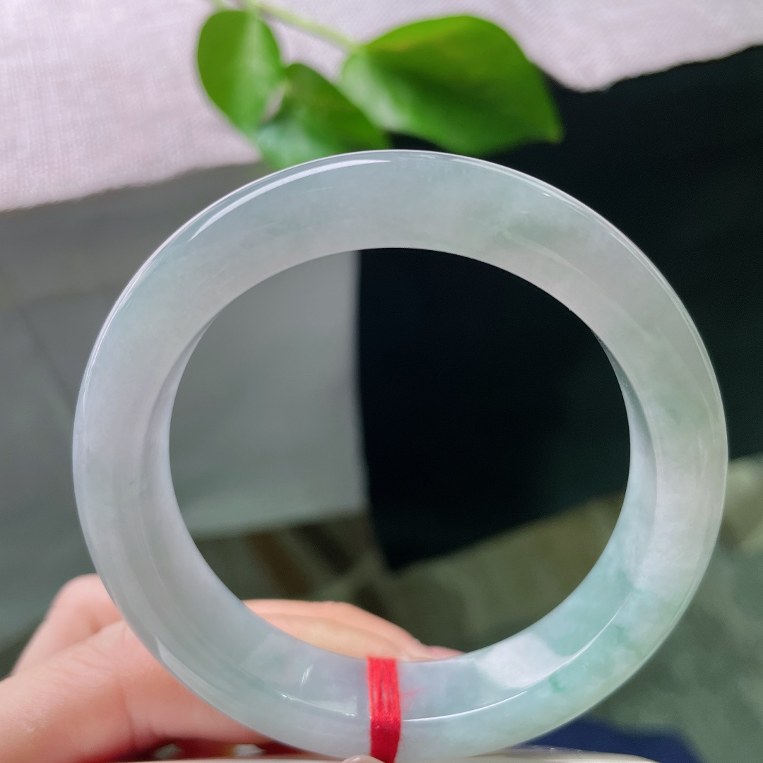 55.3/12.5/8.8，飘花正圈，底子清爽，干净，落落大方，灵动活泼，无裂，ss54687a