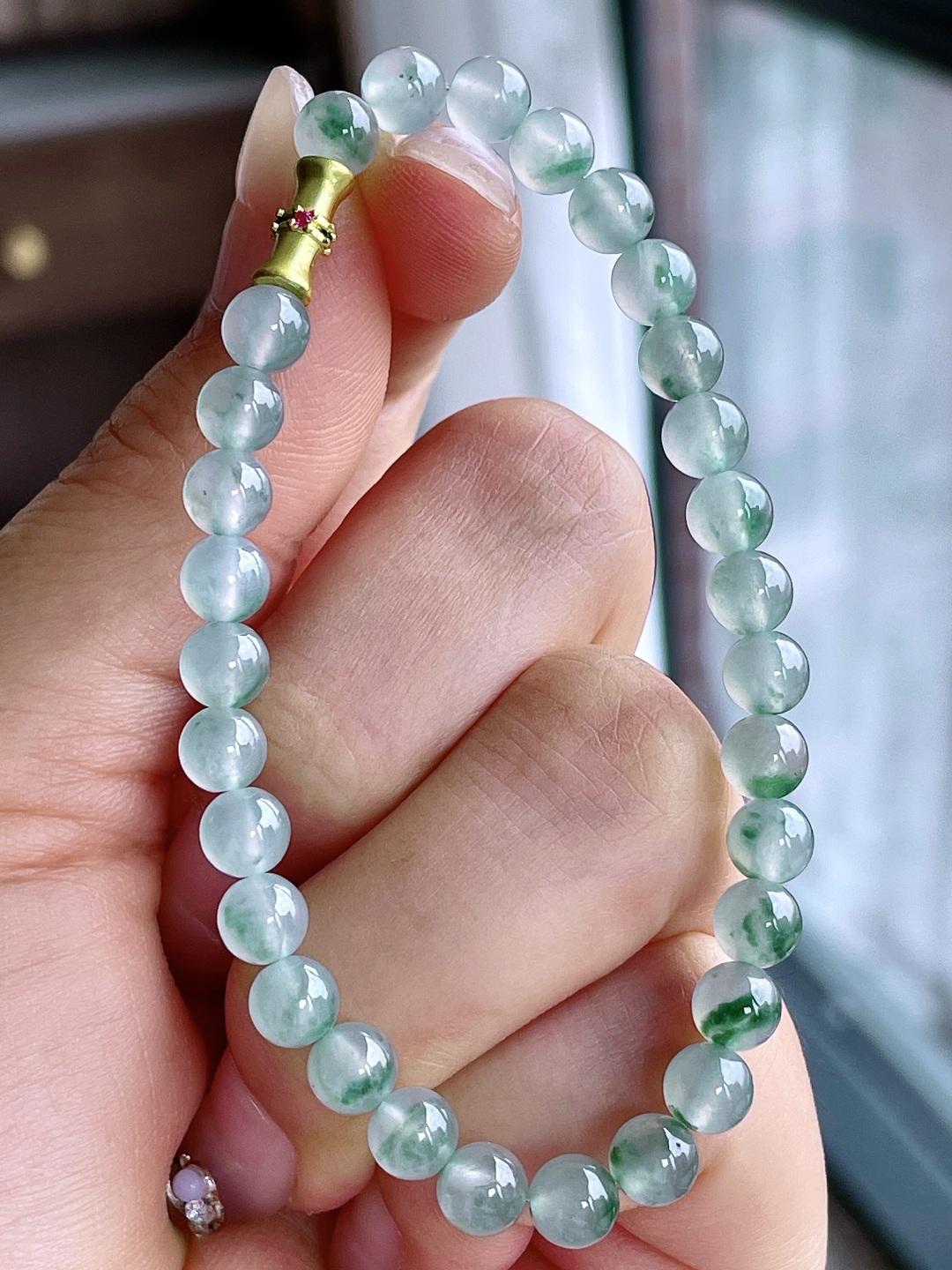 冰飘花手串圆珠珠子手串 性比高 尺寸5.7mm 重量10.8克 不议