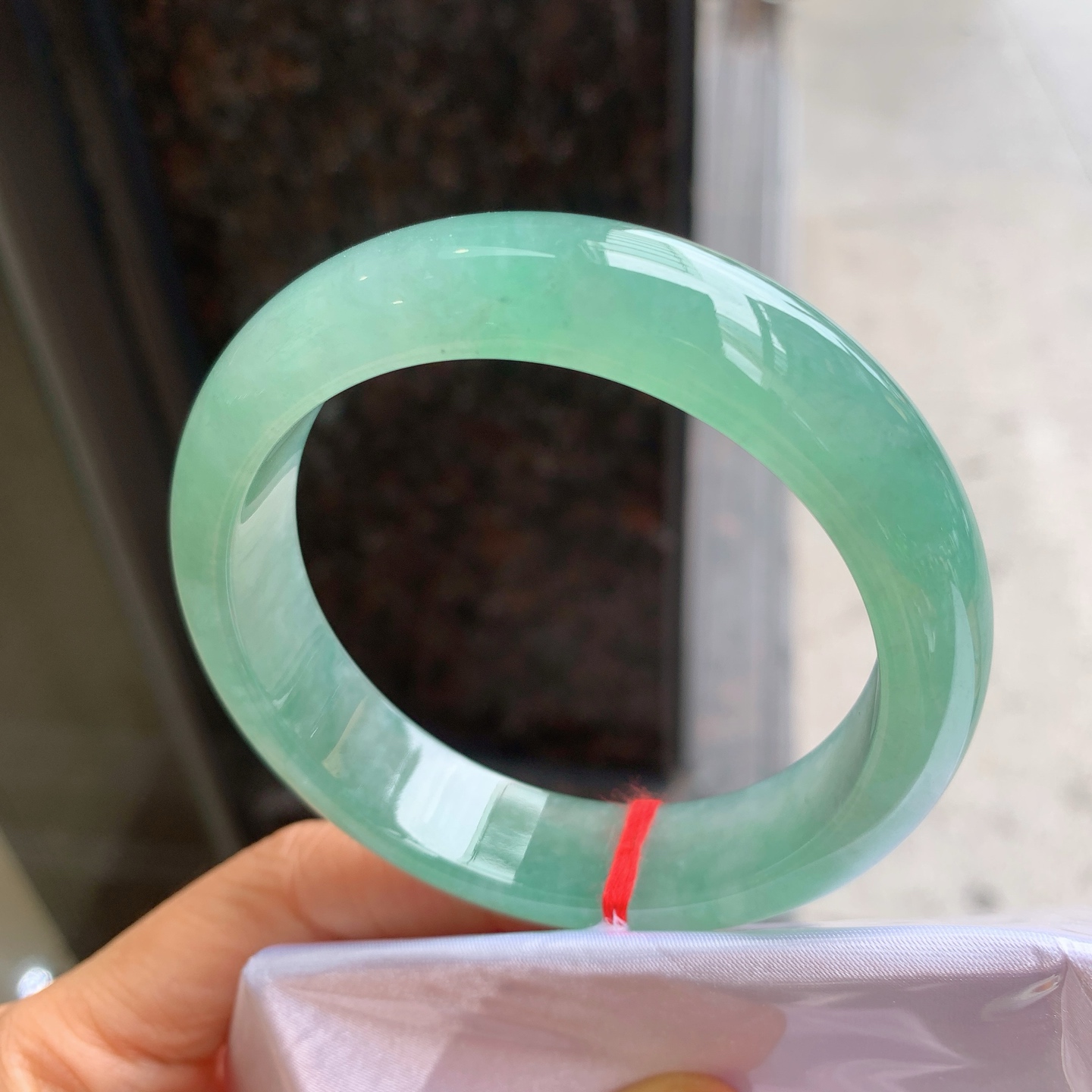 正圈冰飘绿 微细纹 尺寸：56.5/14.3/8.3