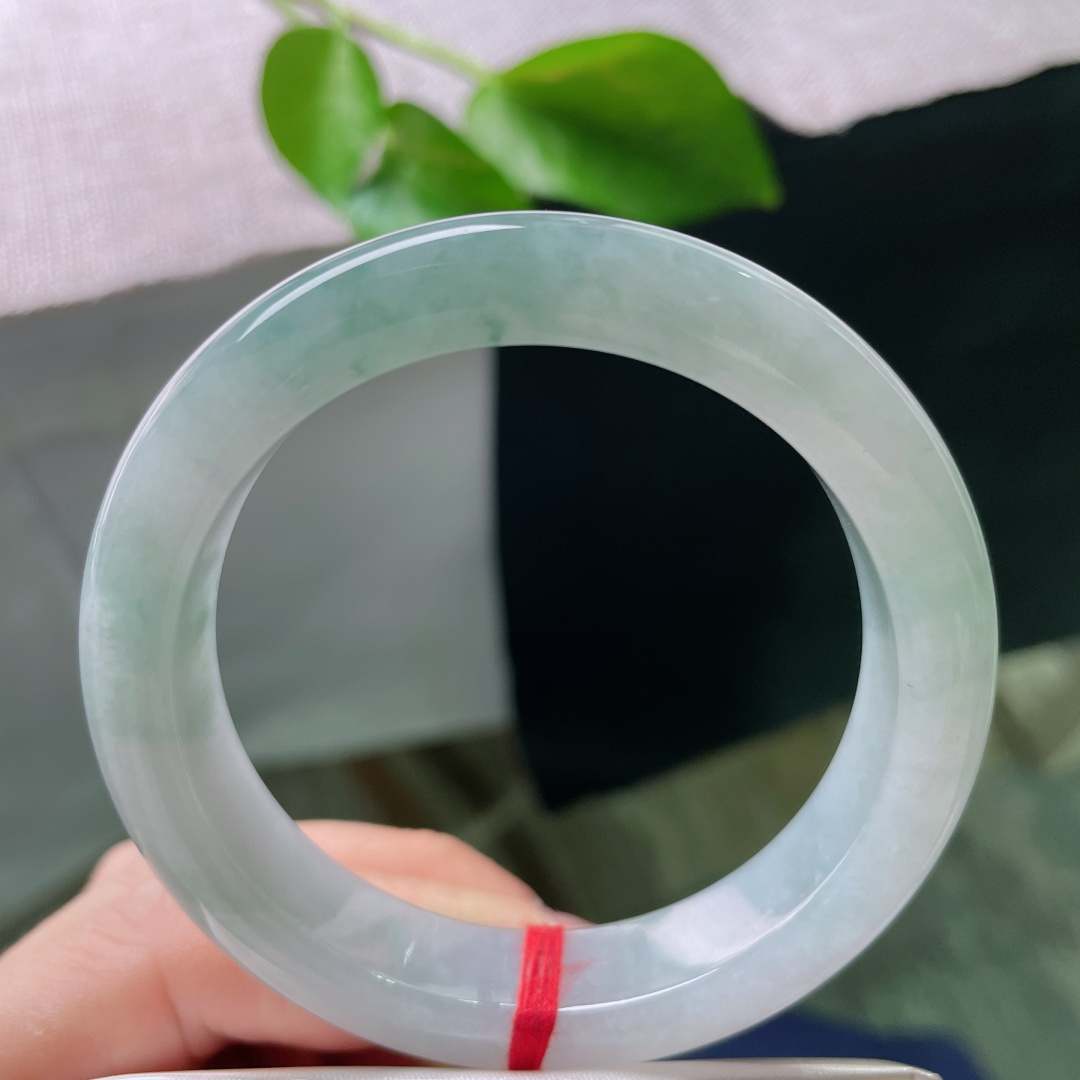 55.3/12.5/8.8，飘花正圈，底子清爽，干净，落落大方，灵动活泼，无裂，ss54687a