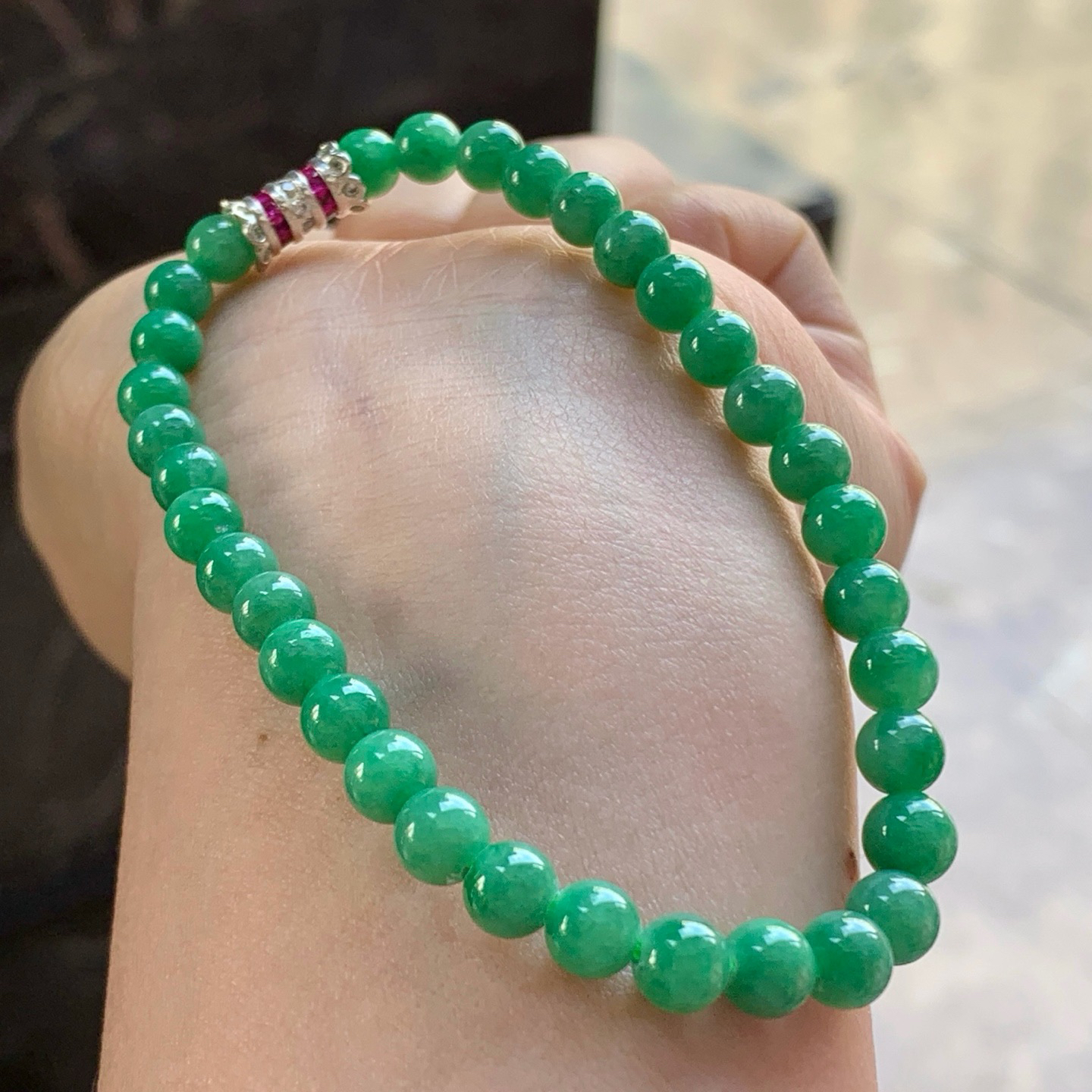 辣绿色手串^_^鲜艳