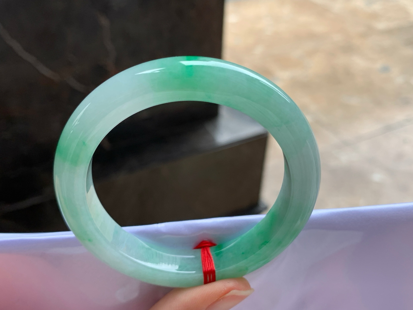 52-11-9.2

飘绿手镯^_^色阳