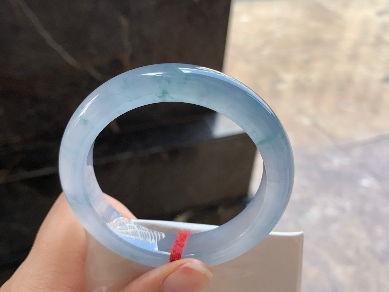 52.5-11.8-8.7

冰蓝花手镯^_^种水好