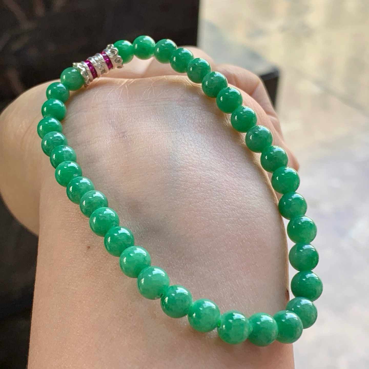 辣绿色手串^_^鲜艳