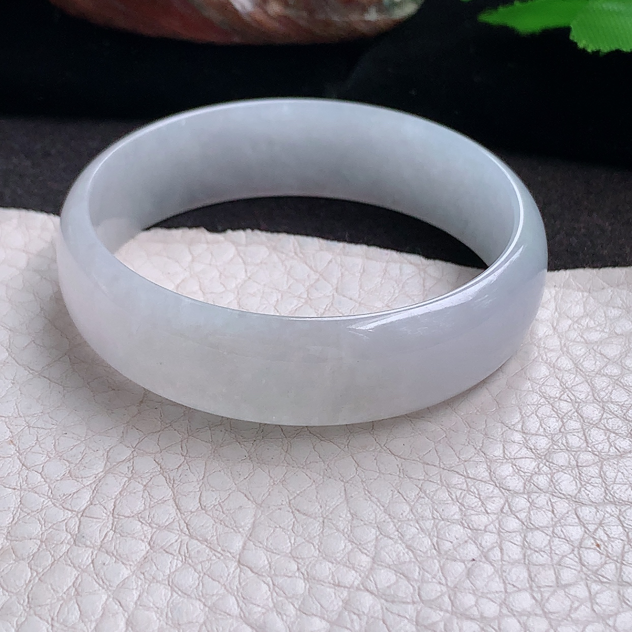 n小圈口49*13.5*4宽扁平安镯 缅甸翡翠a货玉手镯冰润宽扁玉手环