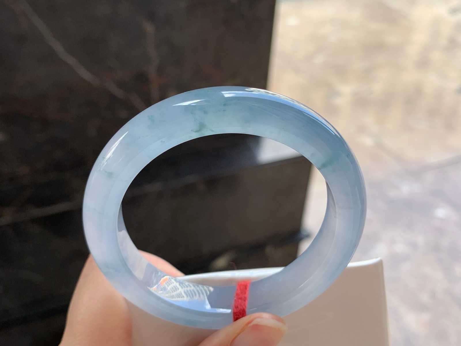 52.5-11.8-8.7

冰蓝花手镯^_^种水好