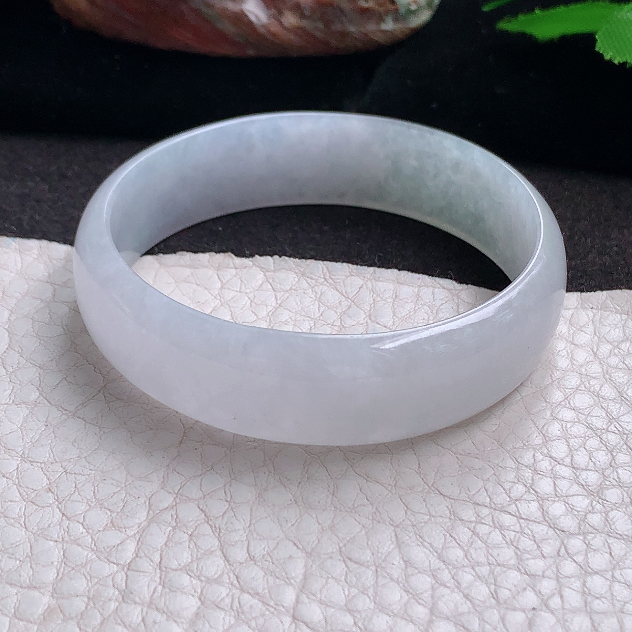 n小圈口49*13.5*4宽扁平安镯 缅甸翡翠a货玉手镯冰润宽扁玉手环