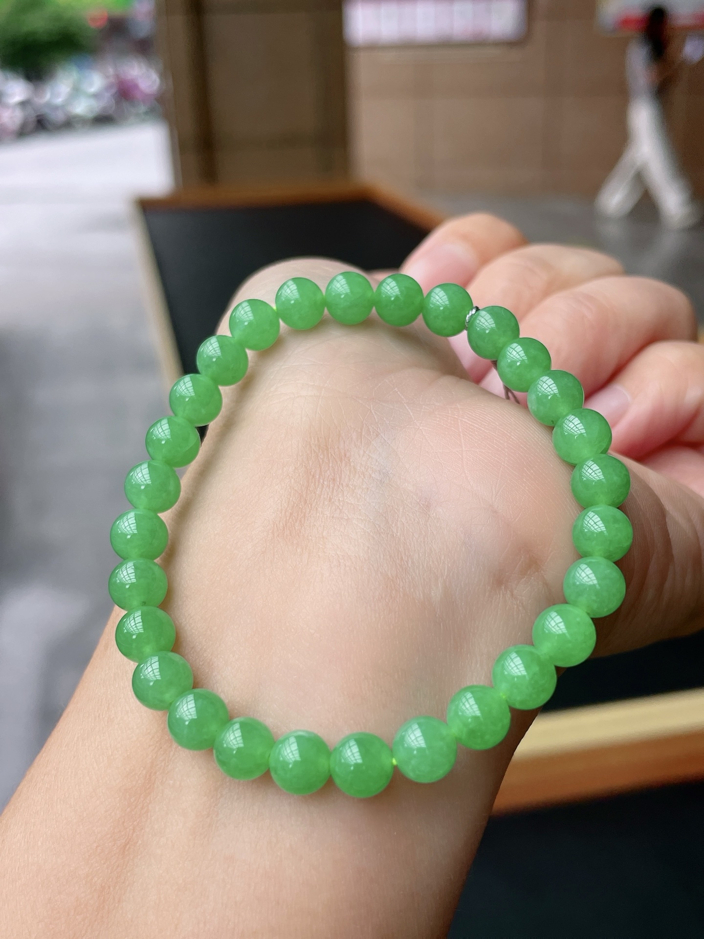 ️ 冰种阳绿手串 色泽鲜艳，油润起胶 尺寸：6.4