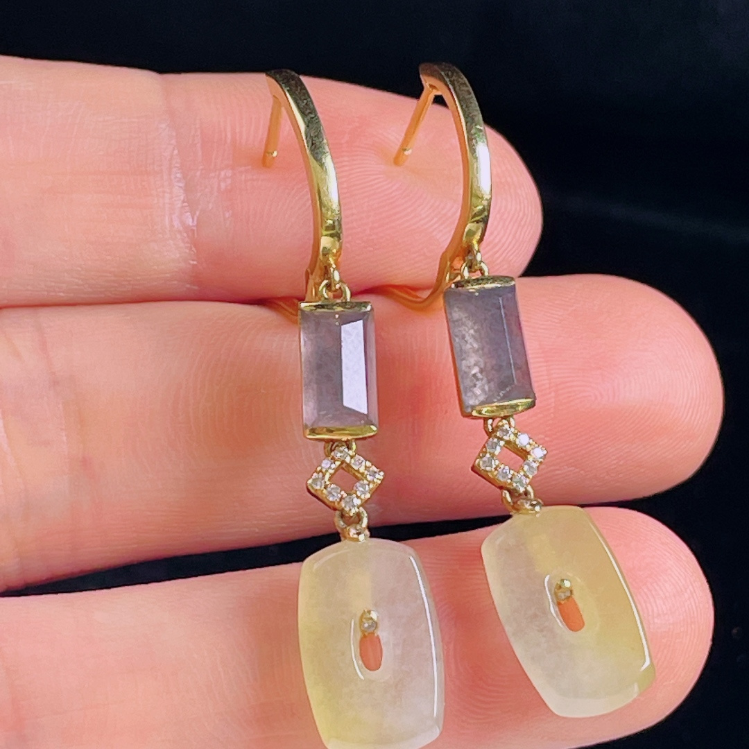 ️冰黄耳坠，老种起光，细底通透，尺寸：42/8.6/3mm0514