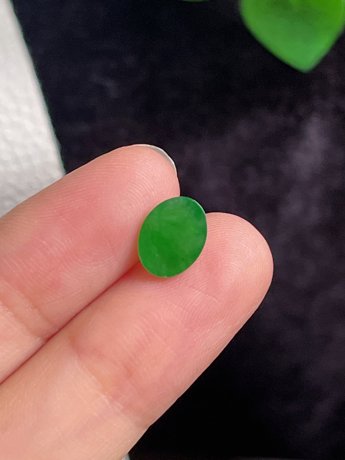 翡翠冰糯绿色蛋面