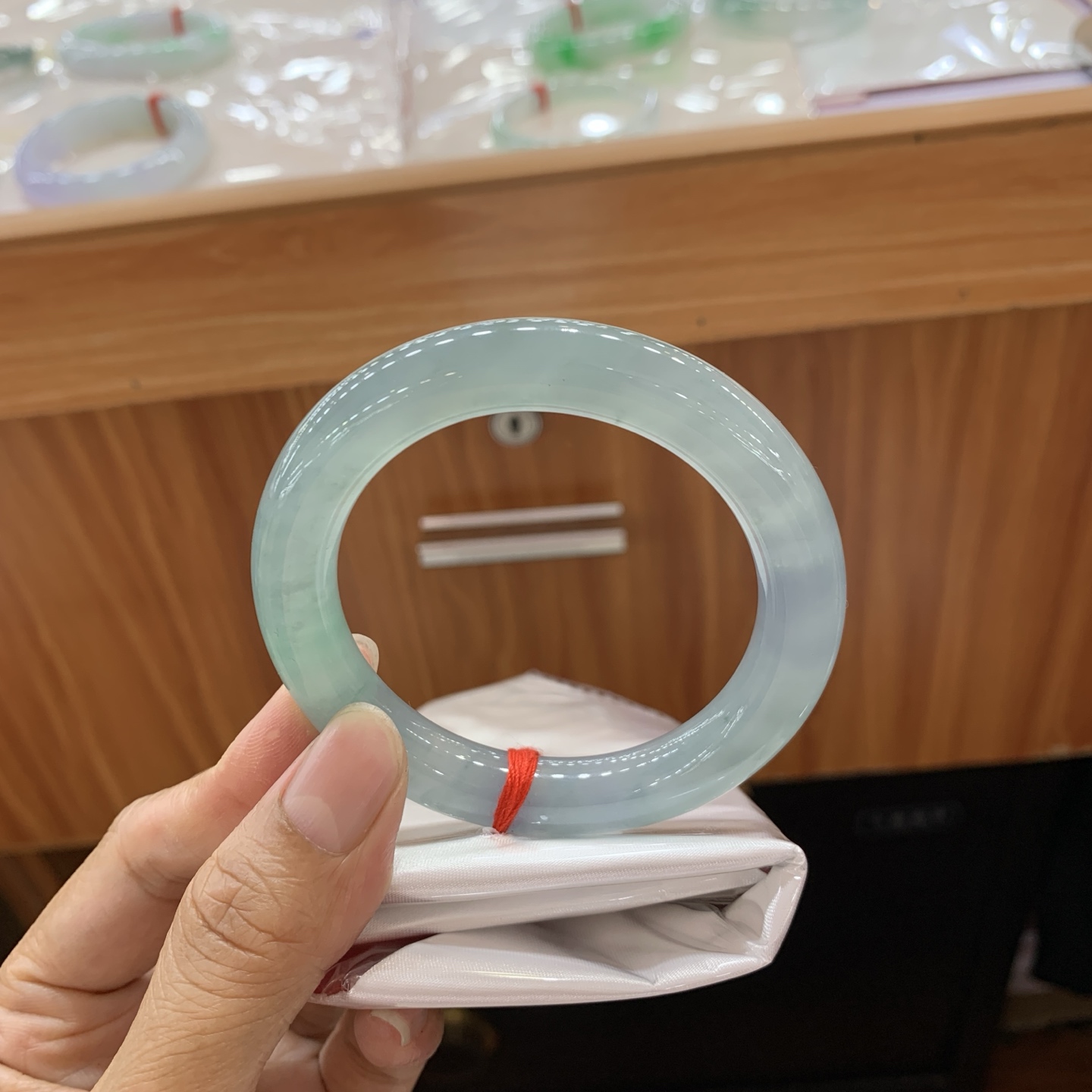 051427GX 冰蓝湖水绿双彩圆条翡翠手镯 53.5-10-10.3