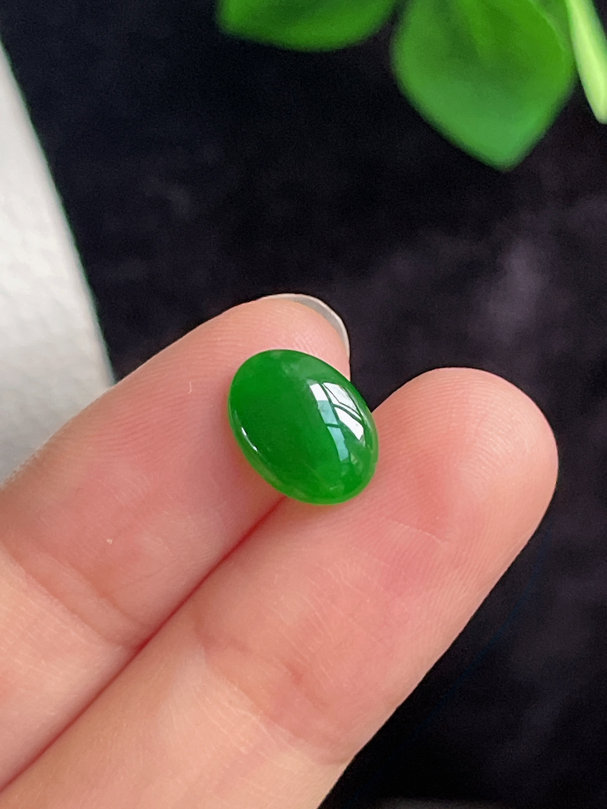 翡翠冰糯满绿蛋面