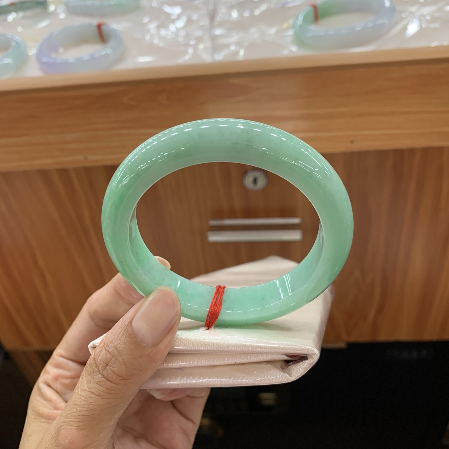 051412MMJ 满绿正圈翡翠手镯 57.8-12.5-8.8