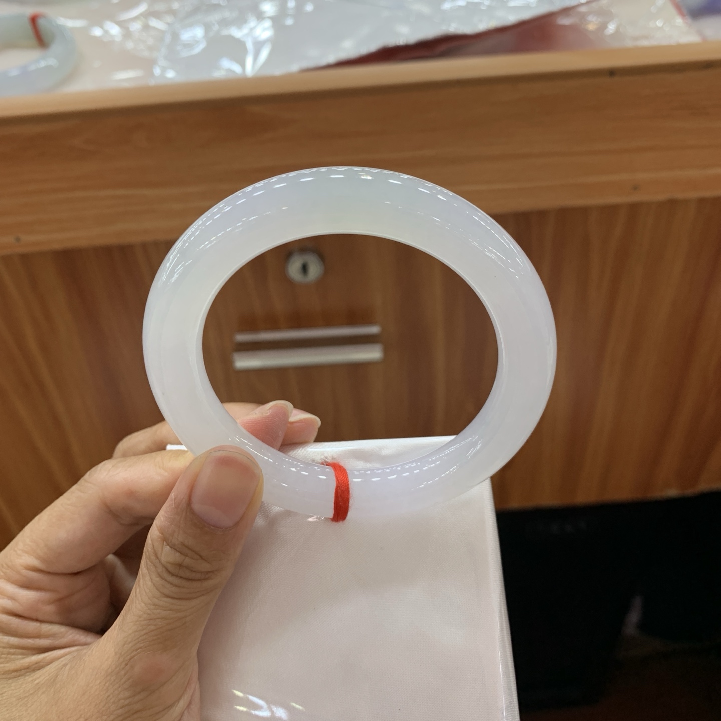 051414MMJ 冰底色圆条翡翠手镯 58-10.7-10.9