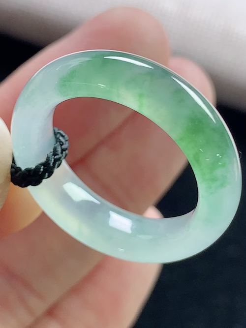 冰飘花戒指，无裂，内径尺寸17.8-6.0-3.5mm，16号手寸，w15qyd