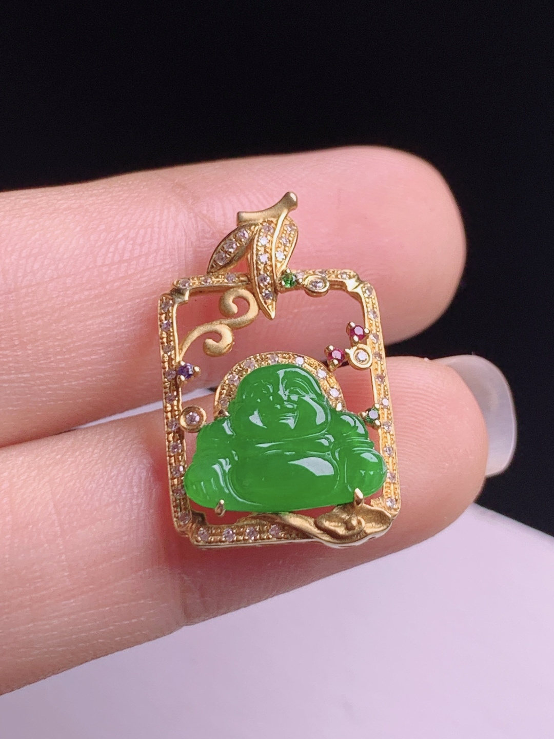 ️ 精致辣绿佛公吊坠，佛笑常开温润起光，纳福迎祥别致有格调