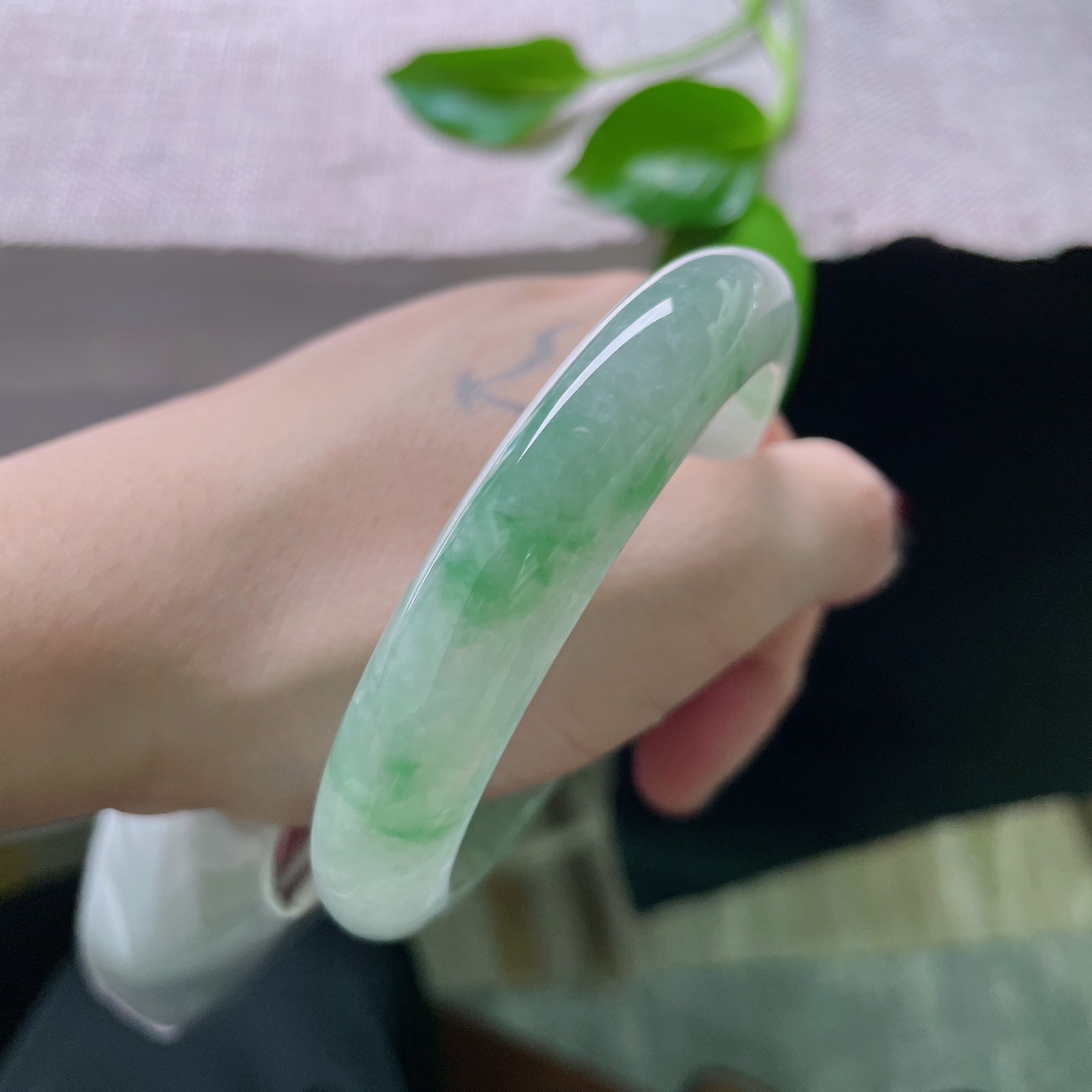 57.6/12/8.5，飘花正圈，水头好，花影摇曳，不负韶华，种老，无裂，ss51160a..