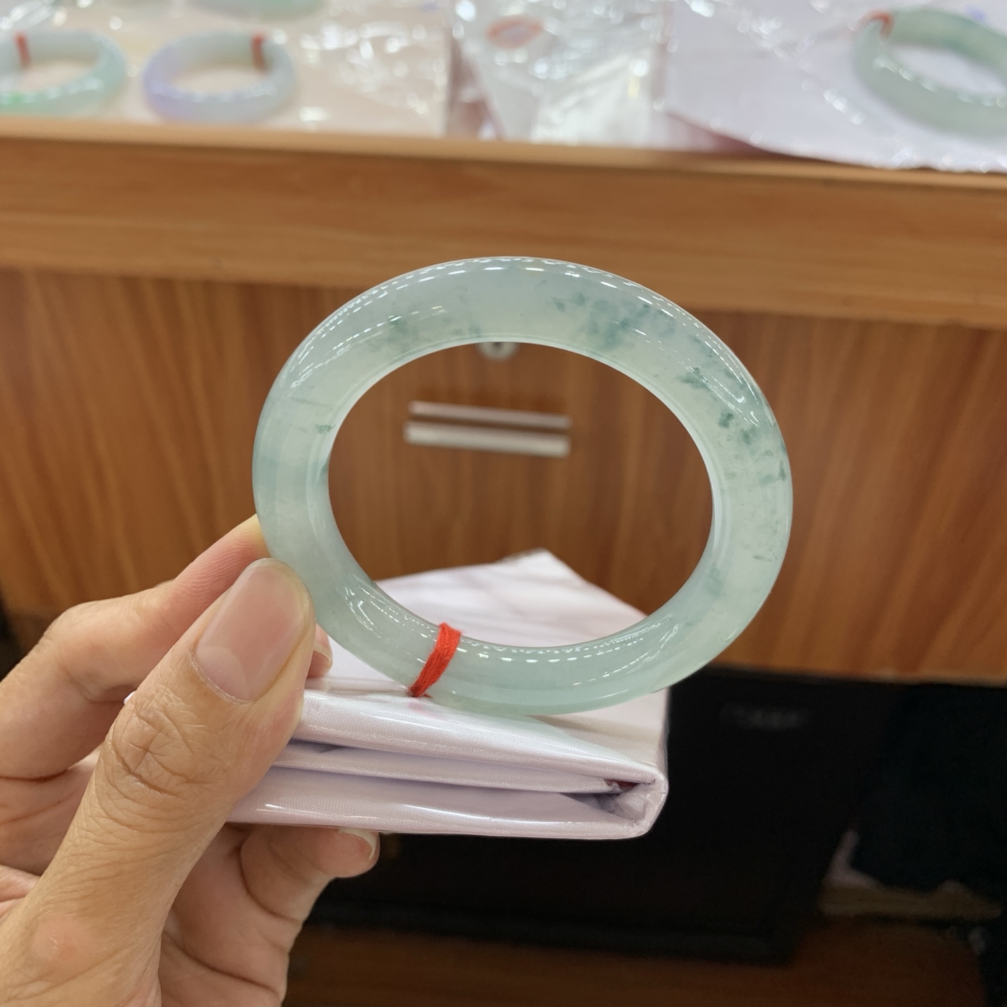 051422HT 飘花圆条翡翠手镯 51.6-9.7-9.9