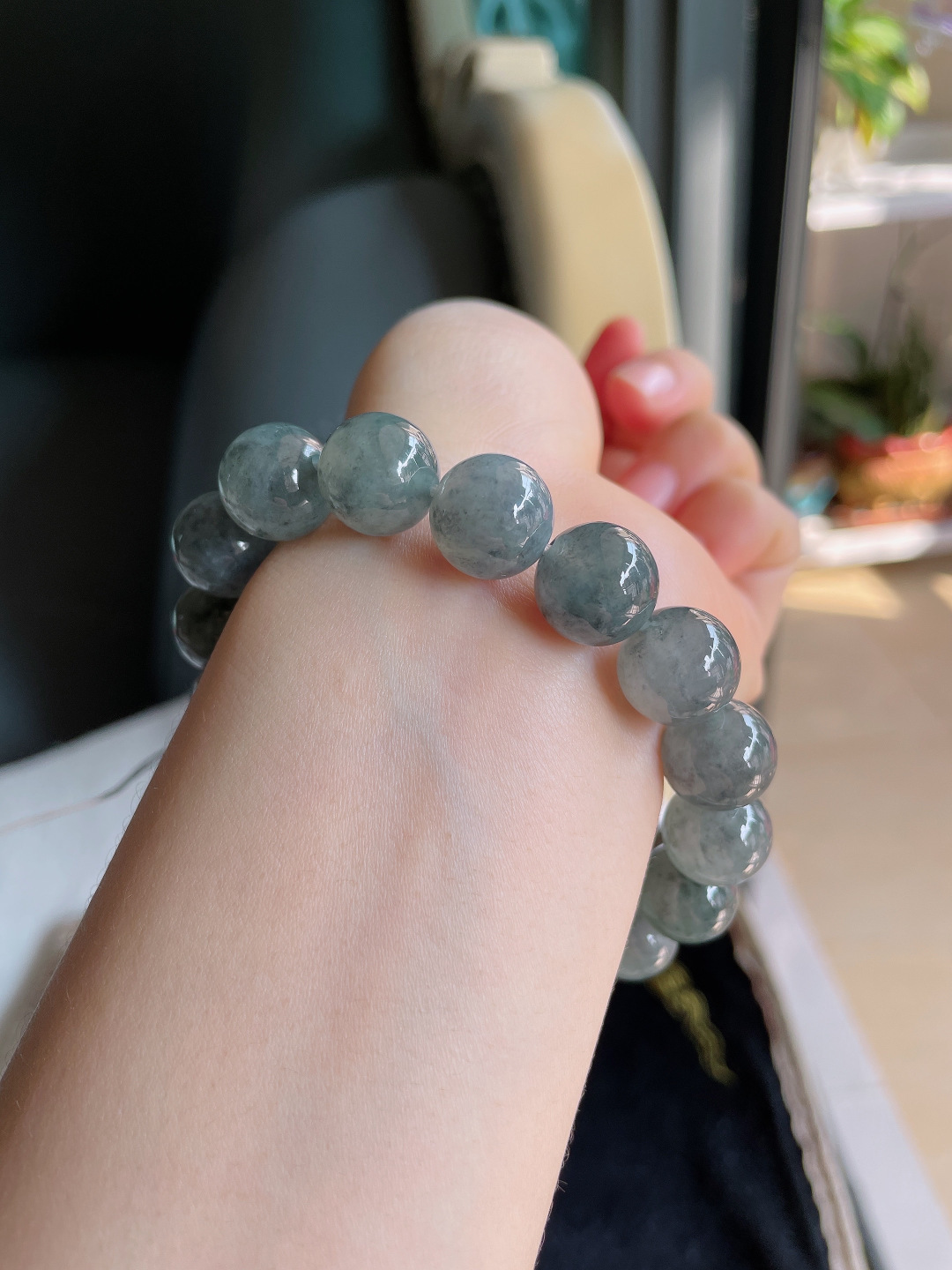 ️缅甸天然翡翠A货，冰乌鸡手串，尺寸：12.6mm。【编3985】