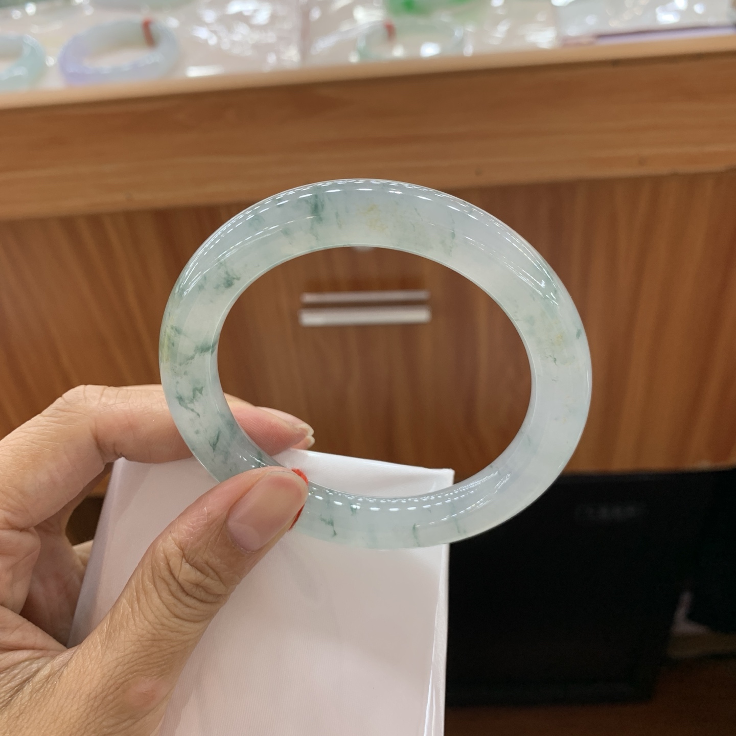 051426GX 冰飘花圆条大圈口翡翠手镯 59.2-10.4-10.3