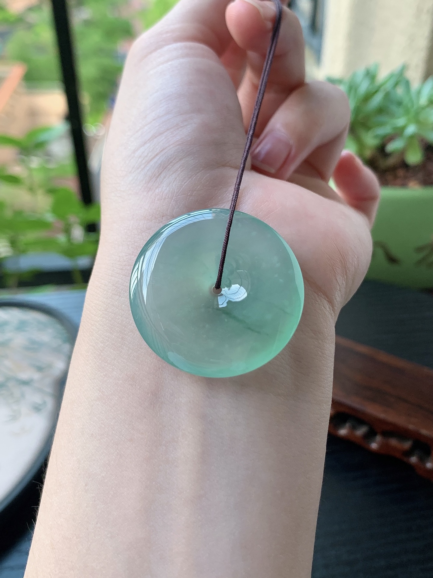 老坑冰种胶感甜绿起刚性平安扣吊坠,裸石尺寸:33.8-5.8mm