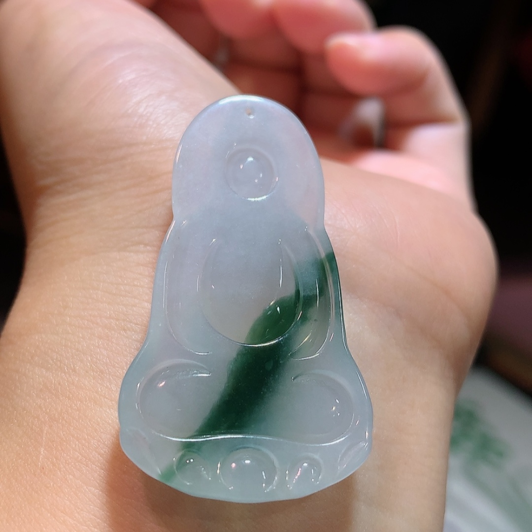 飘花观音挂件 翠色明媚，种老底子细腻，佩戴优雅迷人 货号76513，45.8-25.0-5.7