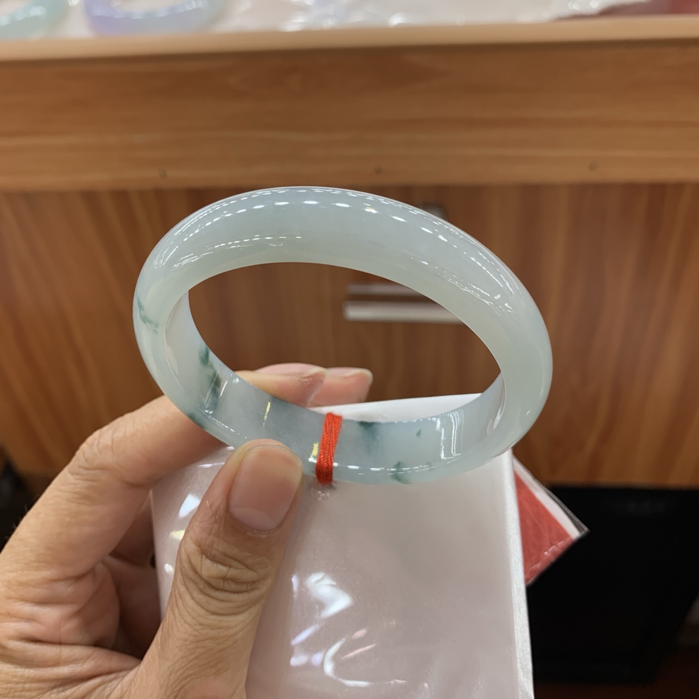 051413FN 冰飘花贵妃翡翠手镯 56-48-13-7.2
