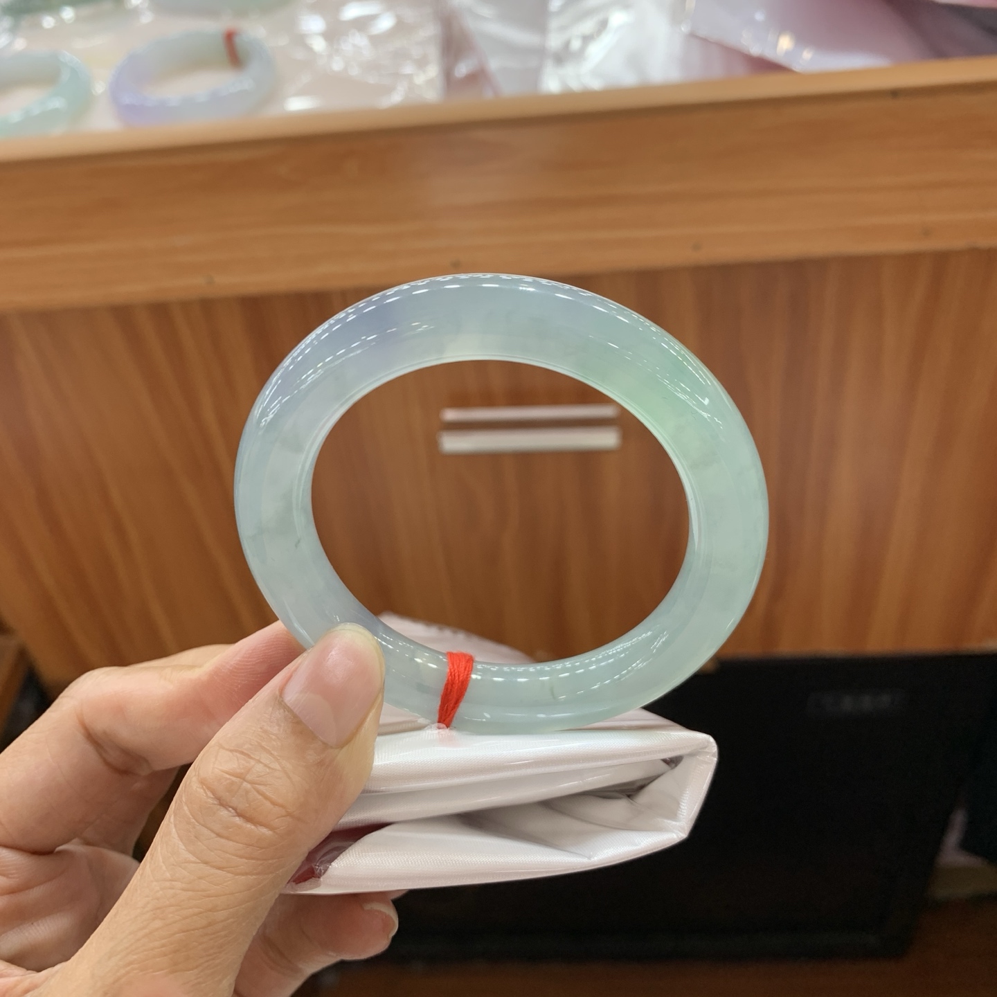 051427GX 冰蓝湖水绿双彩圆条翡翠手镯 53.5-10-10.3