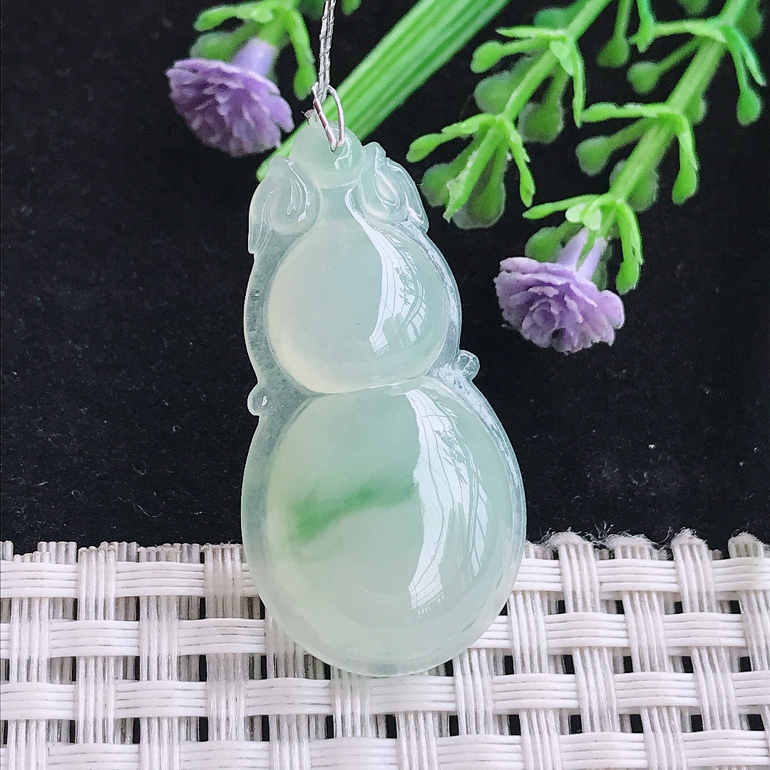 实拍A货翡翠36.9/19.3/5.9老坑冰胶水灵冰晴绿葫芦吊坠翡翠玉牌挂件
