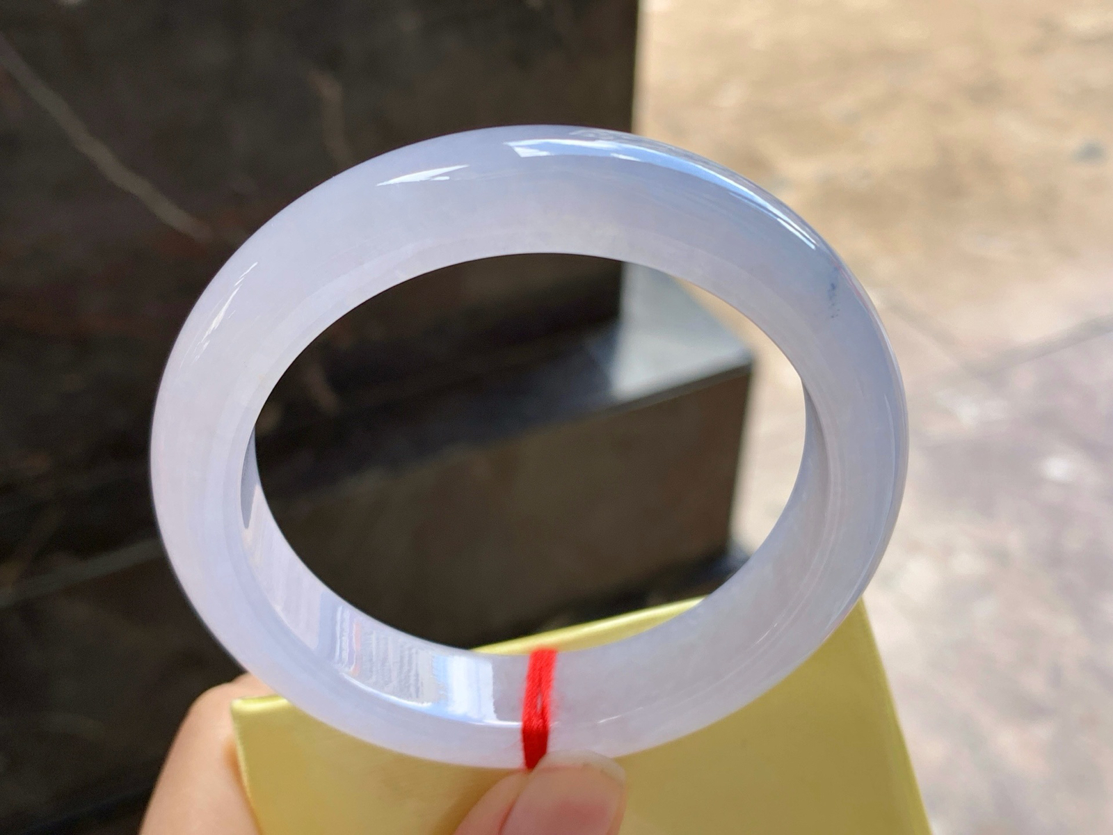 57.5-13-8.9

冰粉紫手镯^_^清新细腻