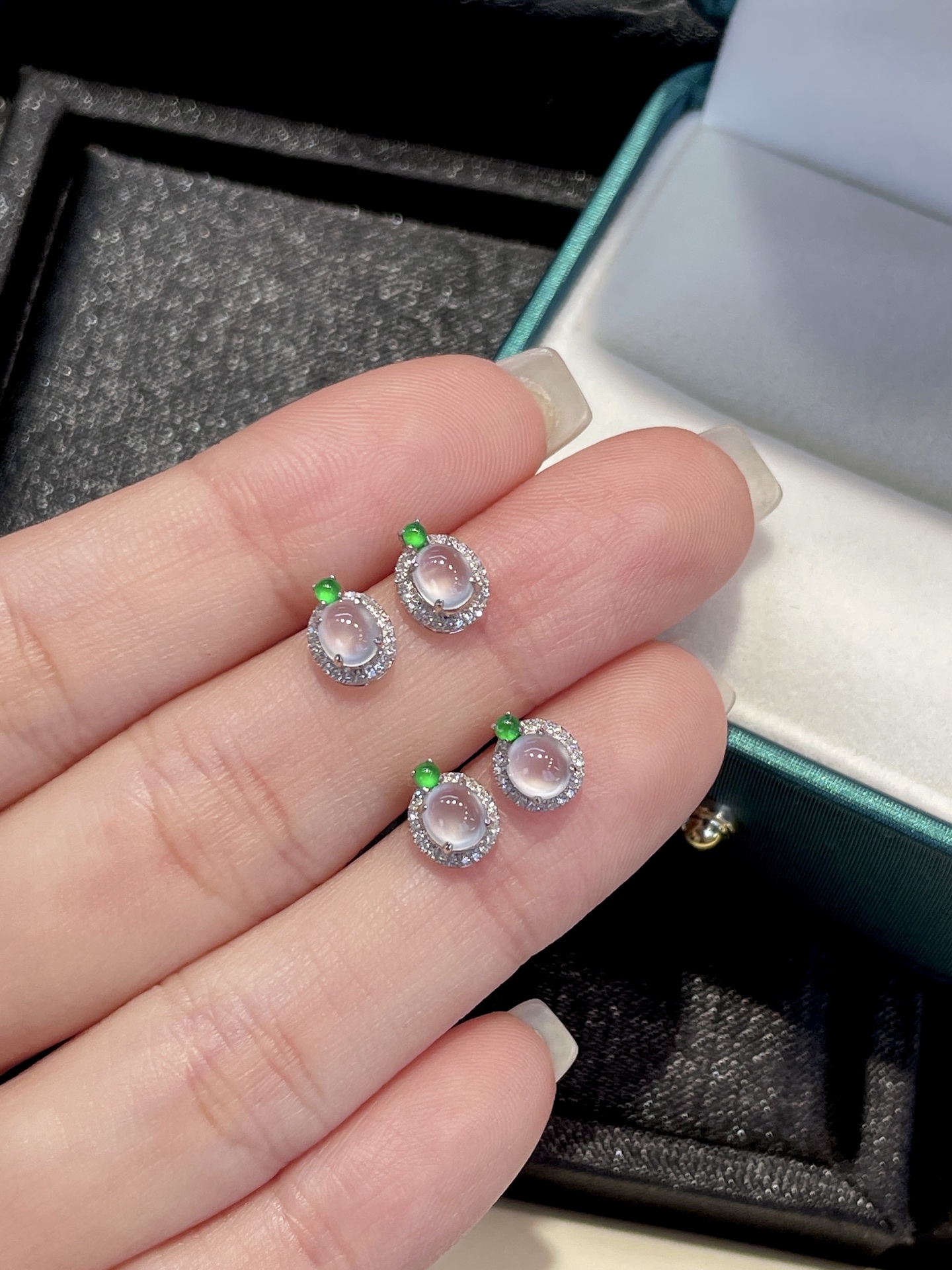 520️ 精选 冰种 精致 耳钉 18k金一对 8-6.2-5mm
