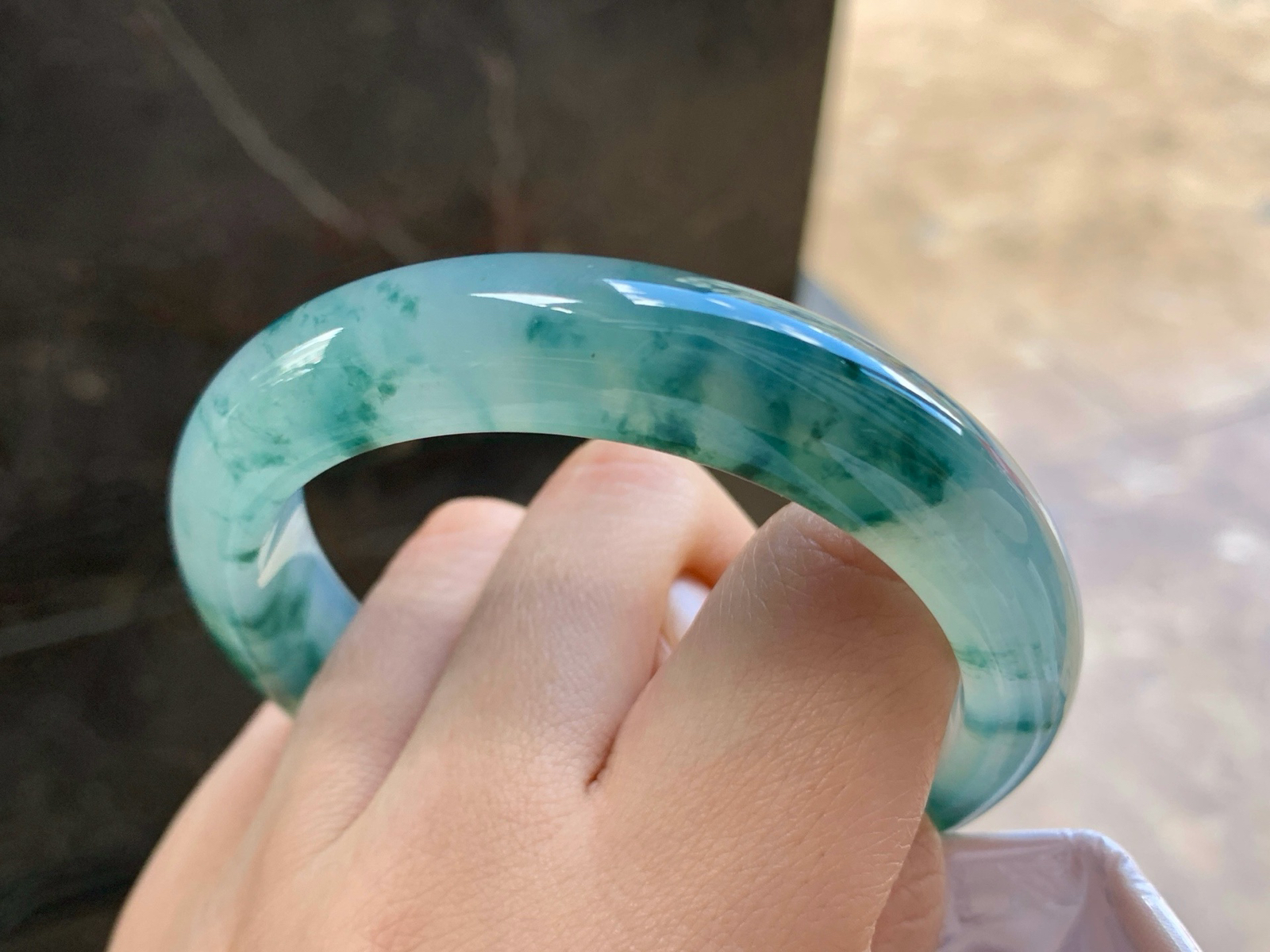 57-12.3-8.3

蓝花手镯^_^飘花浓郁