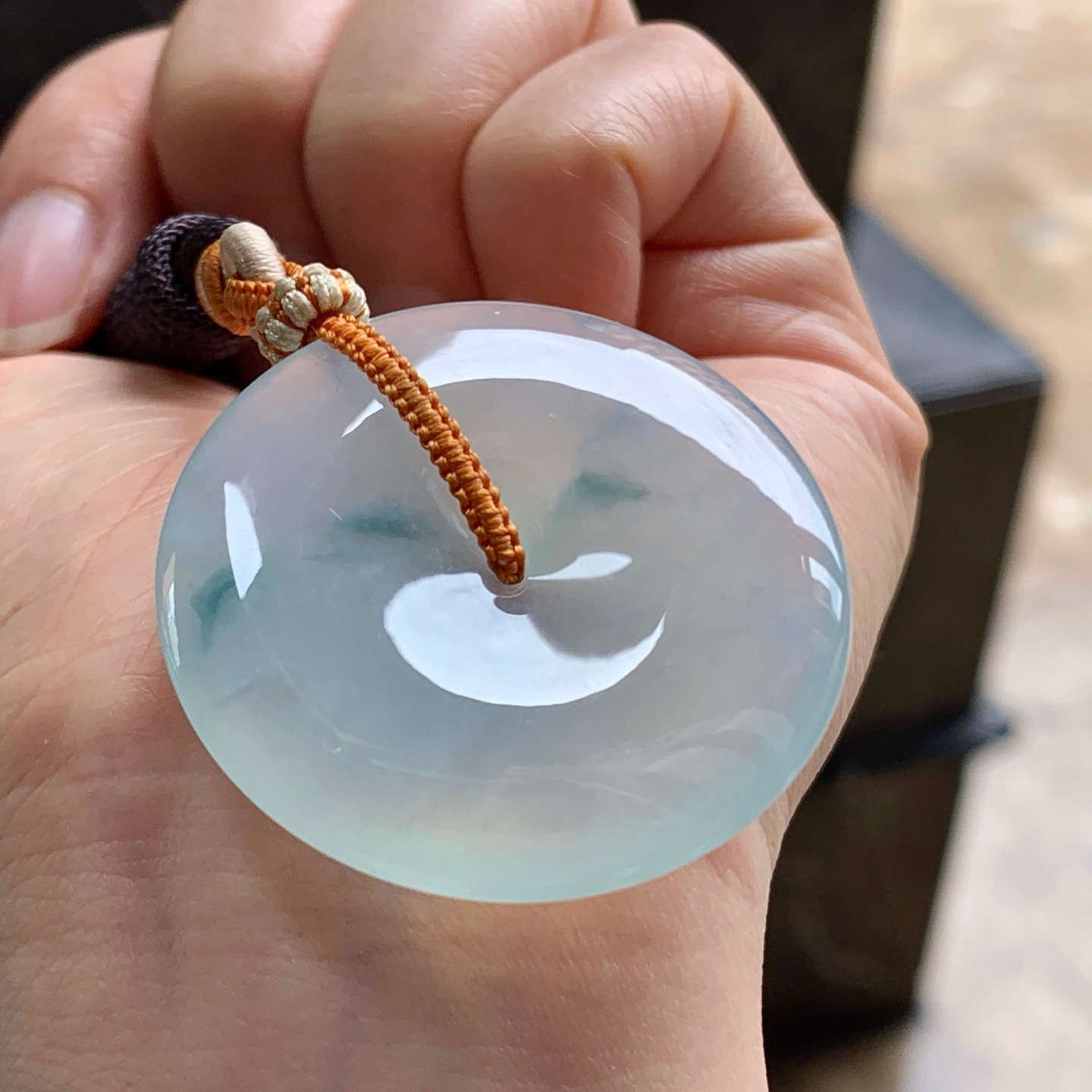 飘花平安扣^_^玉质温润 细腻