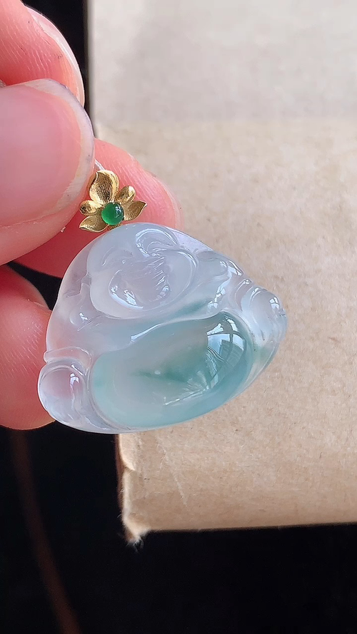 天然翡翠，飘花佛公，18k金 尺寸18-23.5-5 an515