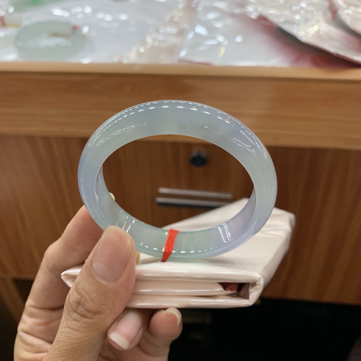 051512MMJ 春彩正圈翡翠手镯 51-11.6-6.8