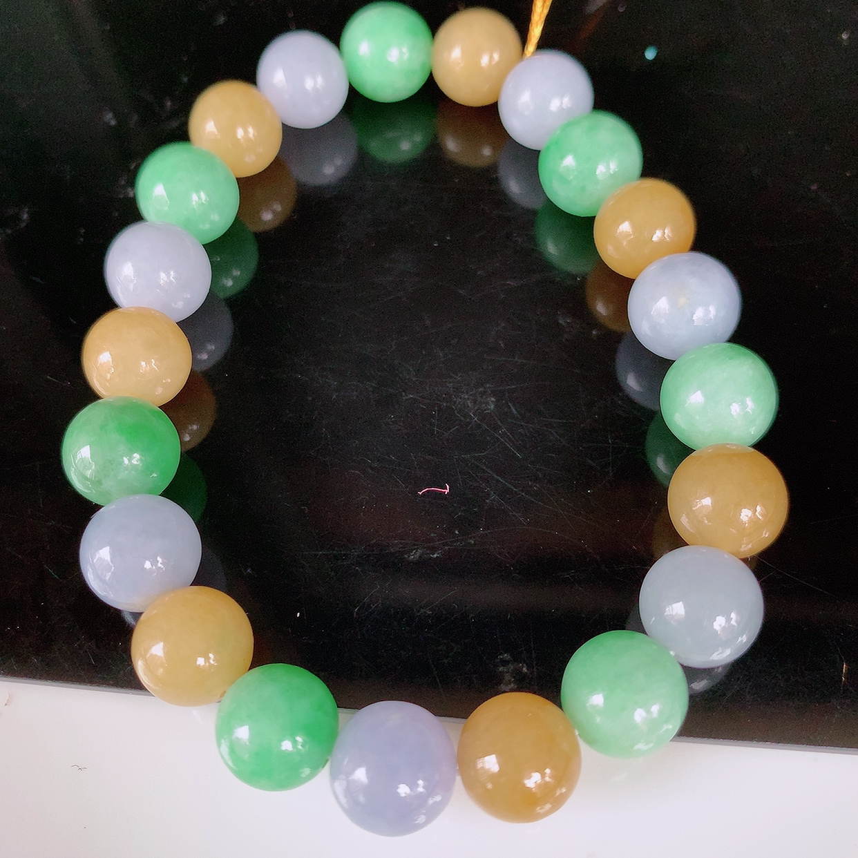 自然光实拍，冰润多宝翡翠圆珠手链，多彩翡翠手串，颜色丰富，料子细腻，高档大气，自戴送礼佳品！#16.11取一尺寸10mm