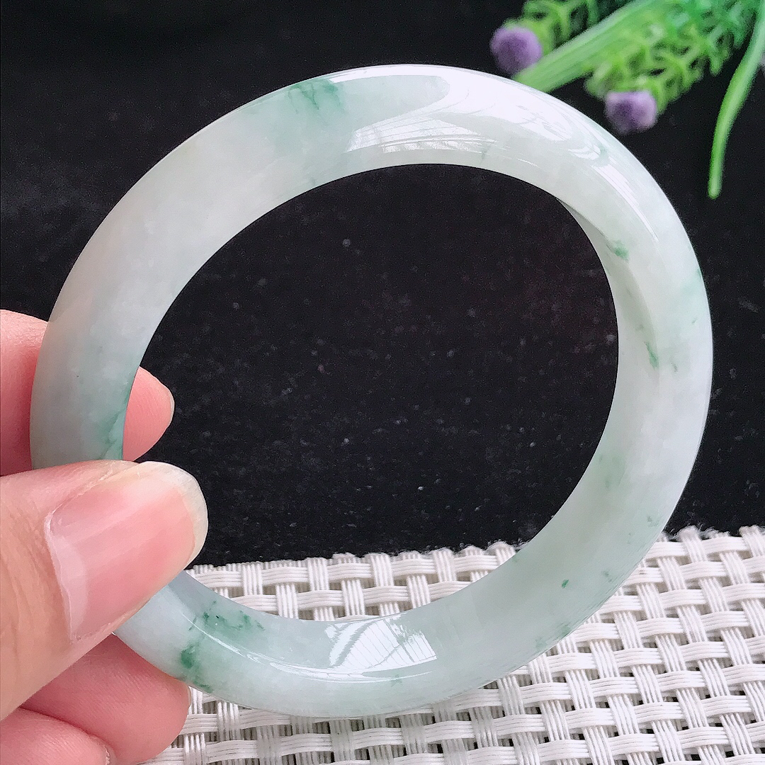 实拍a货翡翠58/12/8.8平安镯老坑秀气温润飘花手镯宽边玉手镯