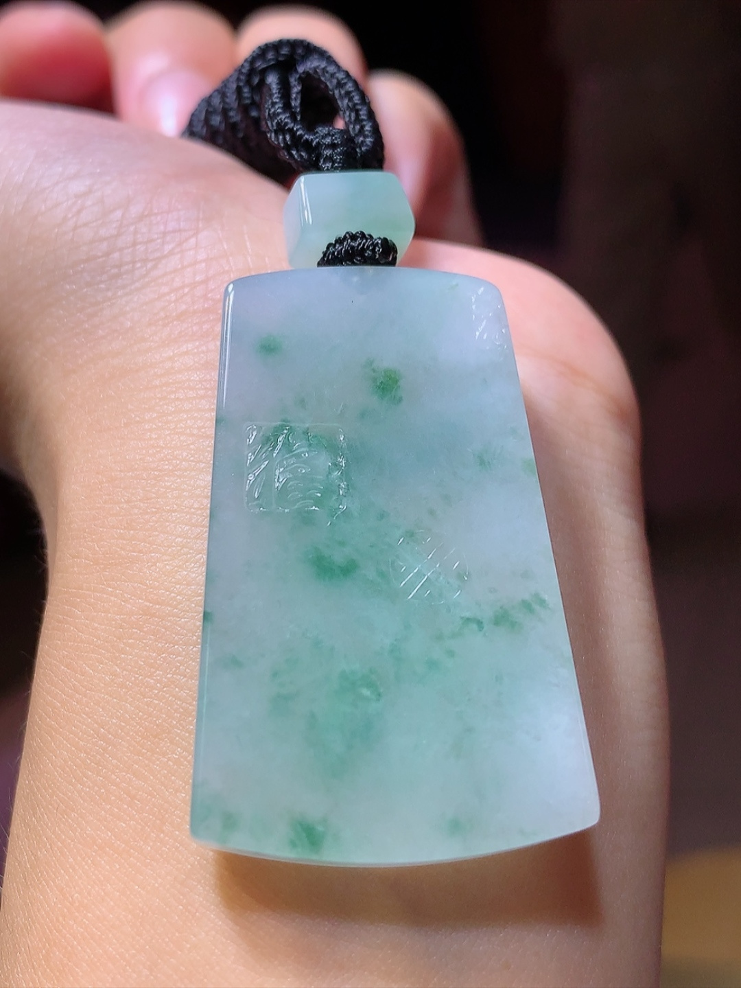 冰飘花仿古无事牌挂件 种老水润，胶感十足，层次分明，佩戴简约百搭 货号24514，44.8-27.9-4.9