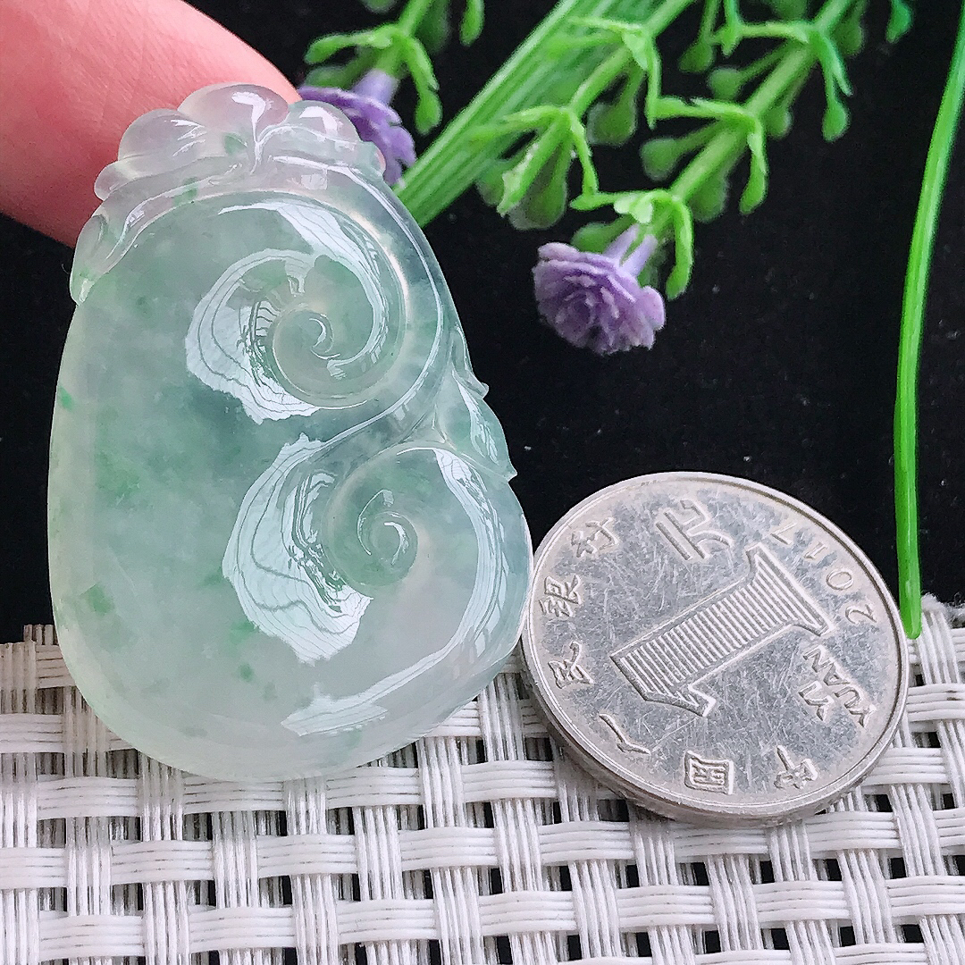 实拍A货翡翠41.8/29/5.6老坑冰种起胶飘花如意吊坠翡翠玉如意挂件