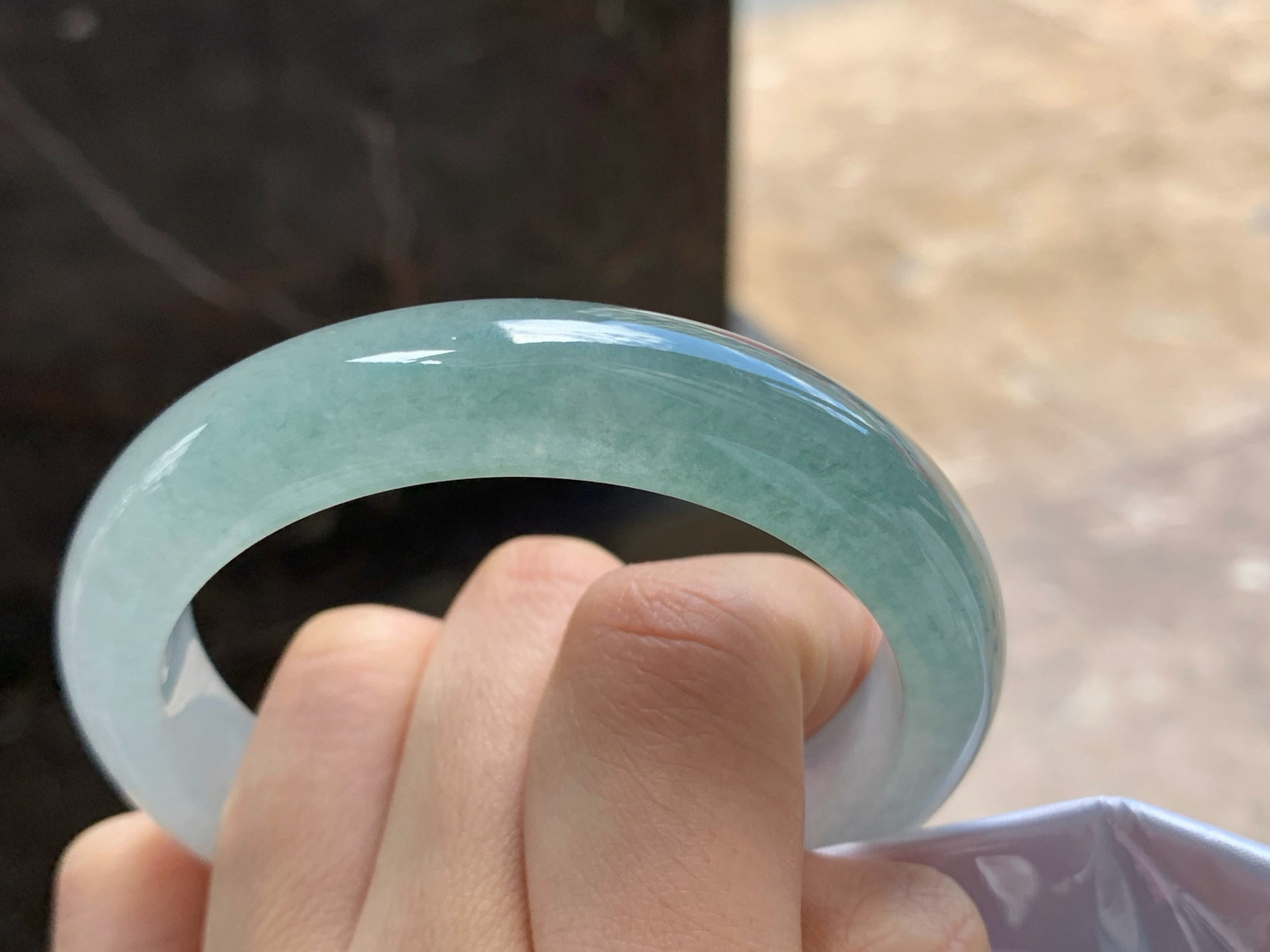 56.5-12.5-8.6

冰蓝水手镯^_^冰透
