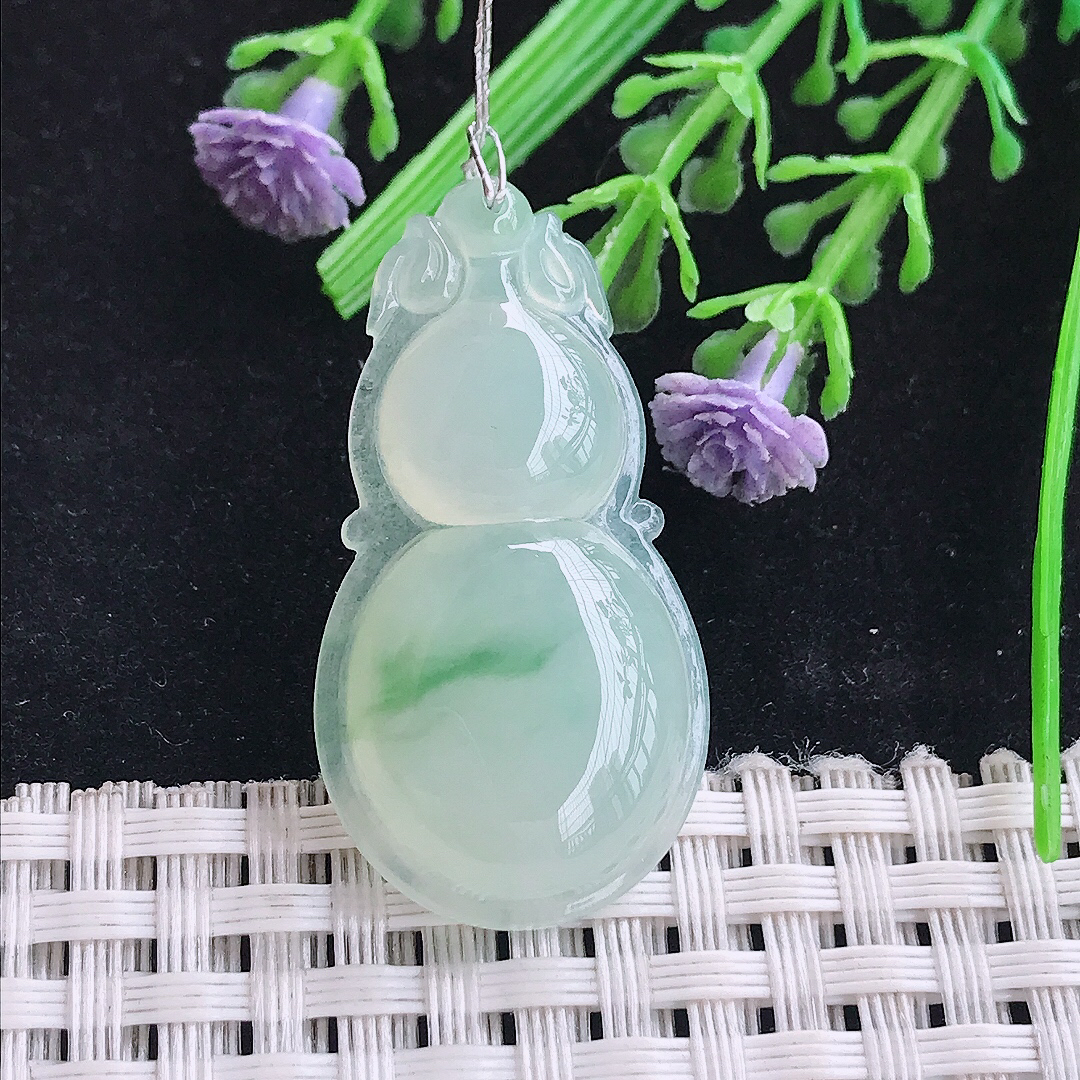 实拍A货翡翠36.9/19.3/5.9老坑冰胶水灵冰晴绿葫芦吊坠翡翠玉牌挂件