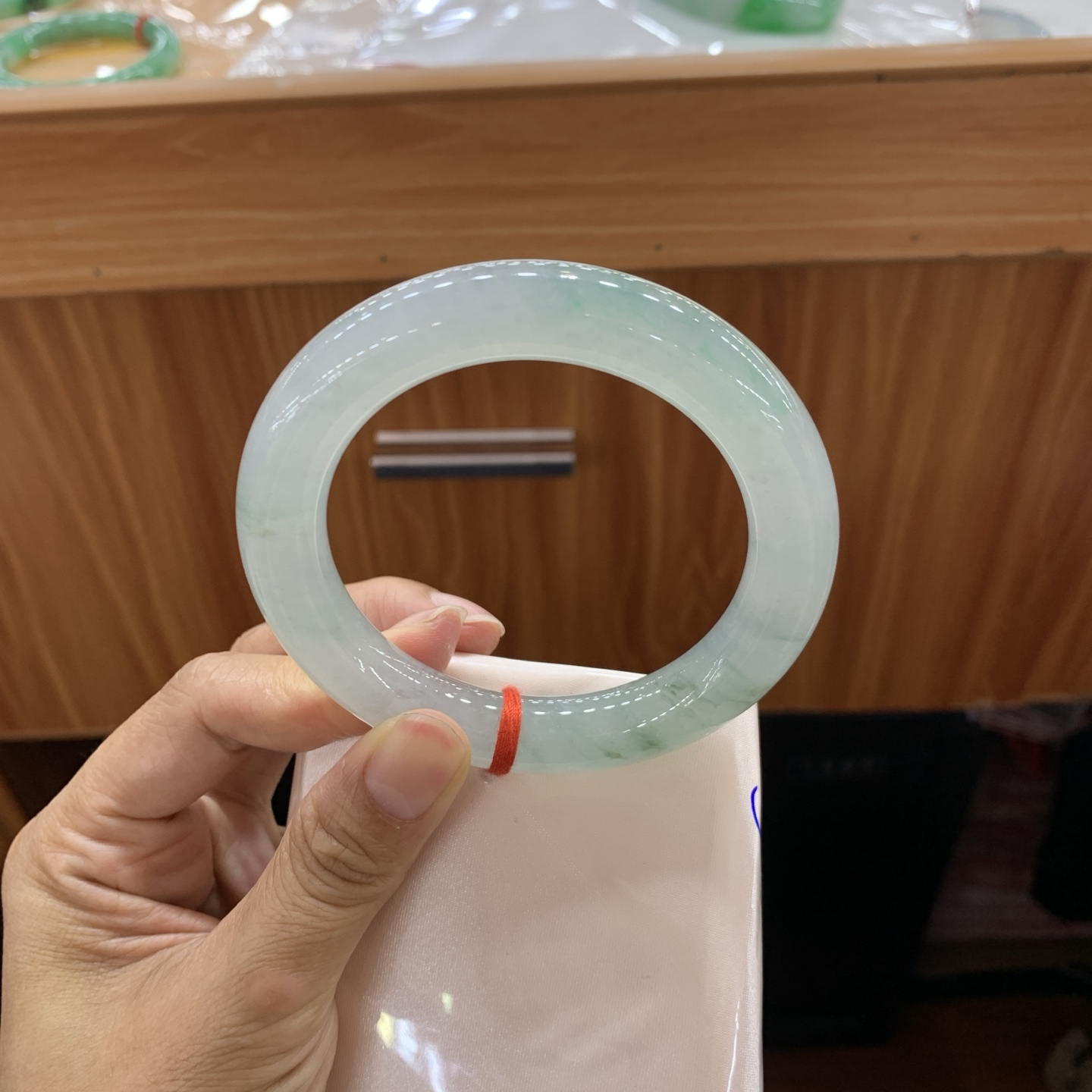 051514H 飘花圆条翡翠手镯 58.8-12.2-12