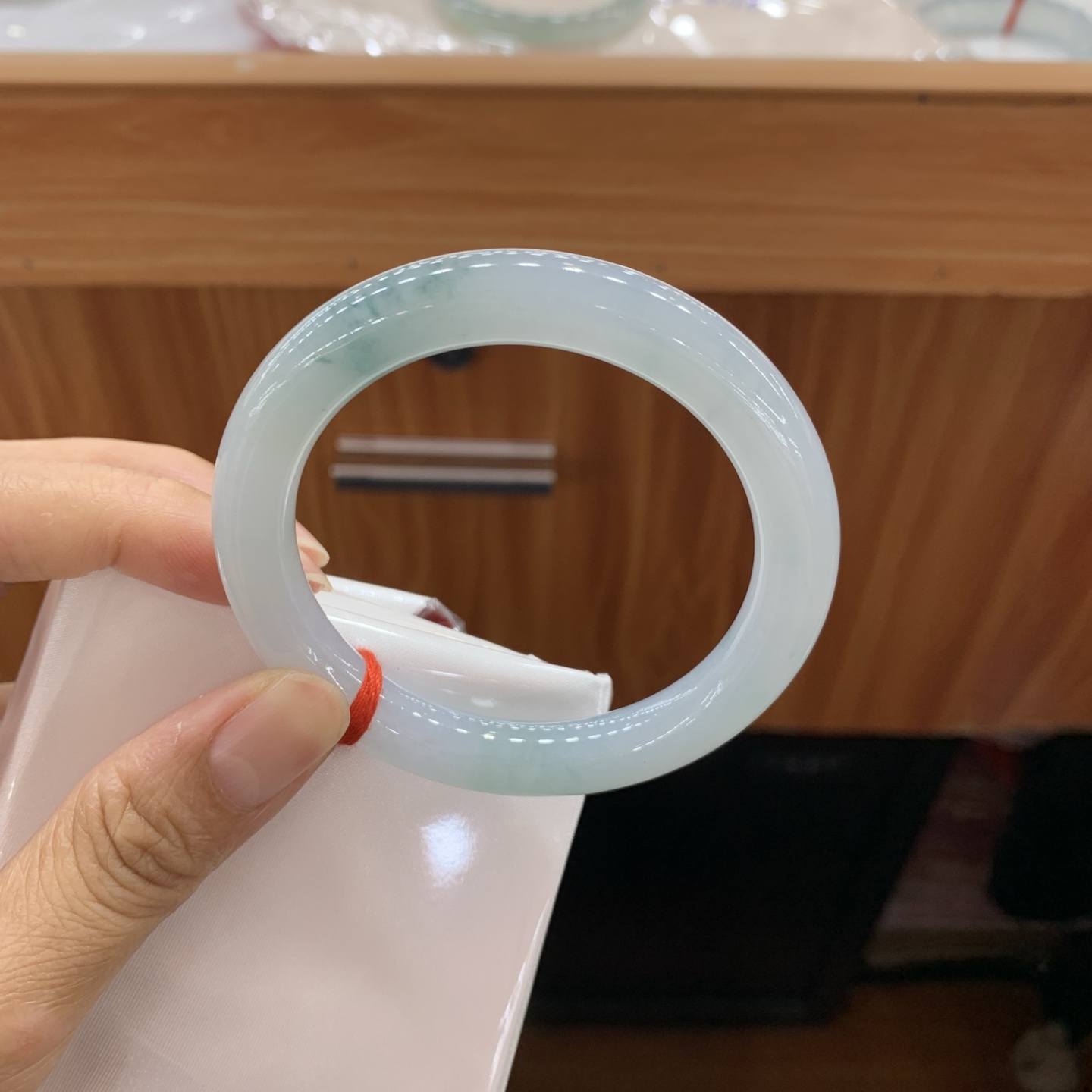 051505GX 飘花圆条翡翠手镯 53-9.7-9.2